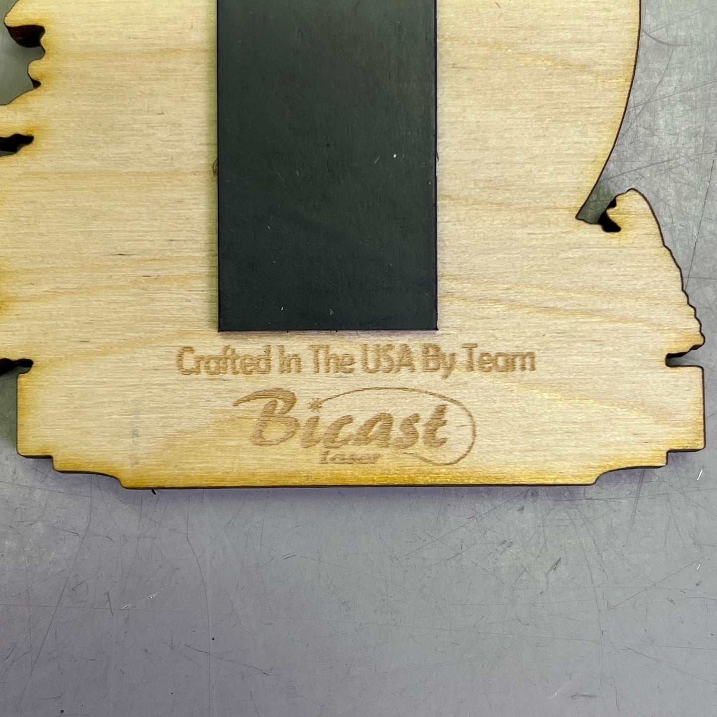 (2 PACK) Eagle in Mountains Laser Cut Wood Magnet Souvenir JUNEAU,AK Made In USA