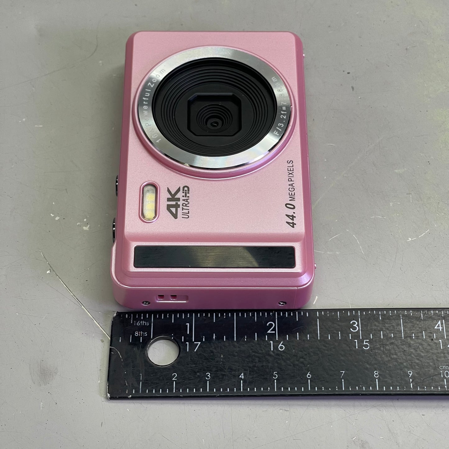 4K Ultra-HD Digital Camera 16x Zoom, 44 Mega Pixels, 7.36mm Pink