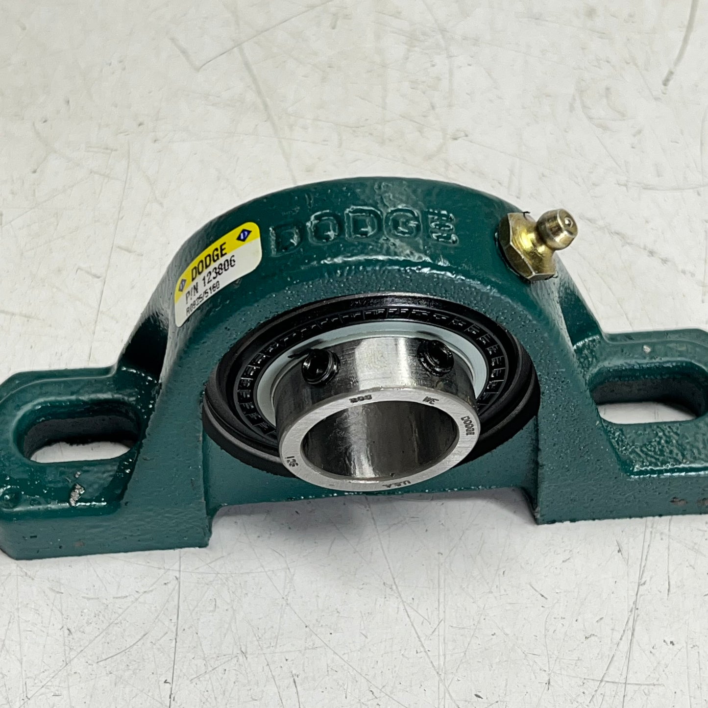 DODGE  Pillow Block Ball Bearing Unit Cast Iron 2 Bolt Base 1" Bore P2B-SC-100