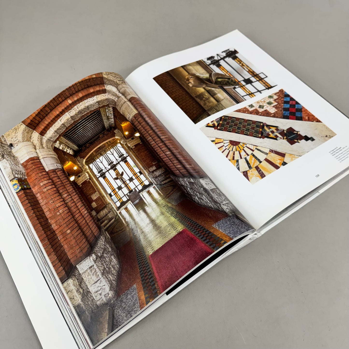 ABRAMS Entryways of Milan – Ingressi Di Milano Karl Kolbitz English & Italian (New Other)