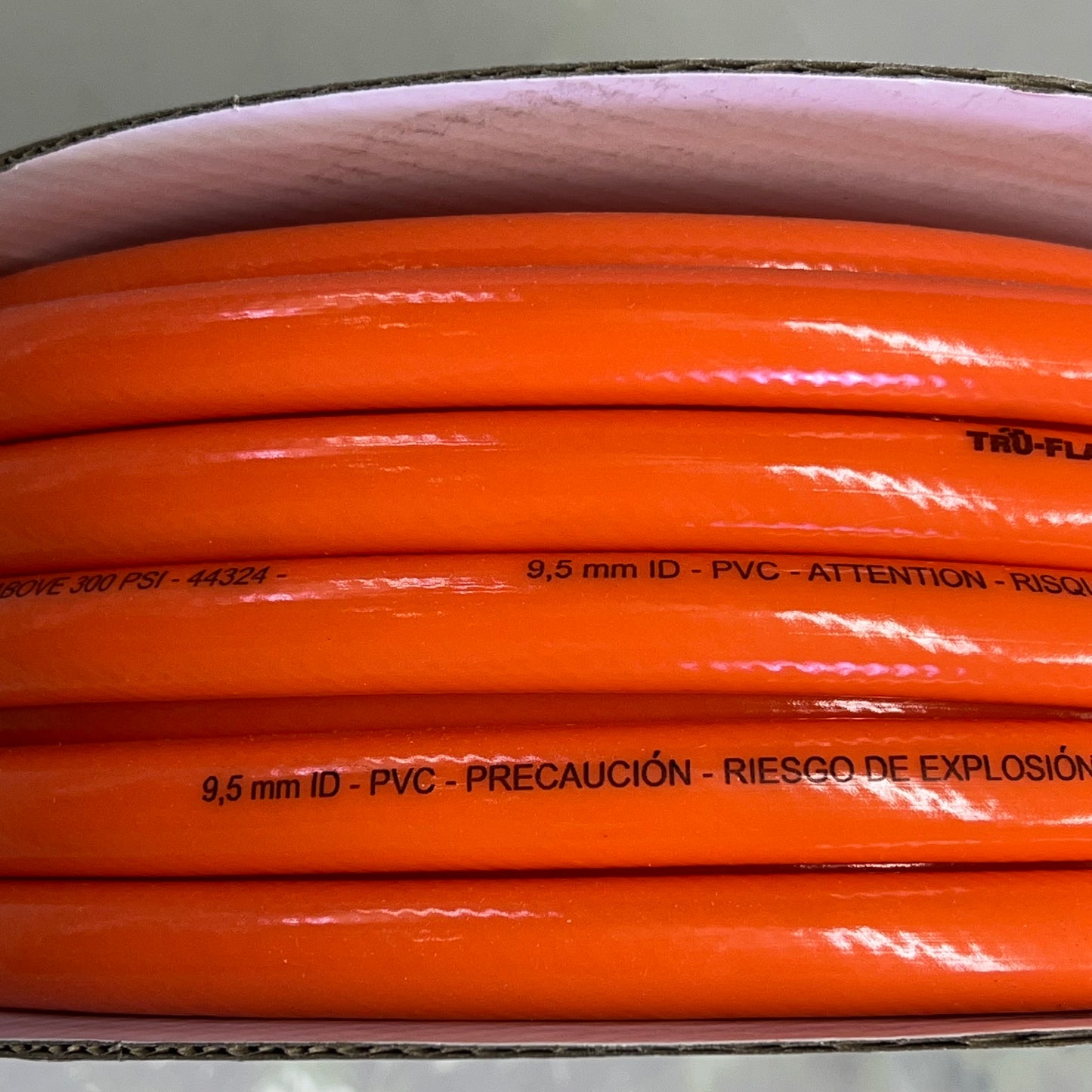 TRU-FLATE PVC Air Hose 1/4" NPT Fittings 300 PSI 50' x 3/8" Orange 576-50A