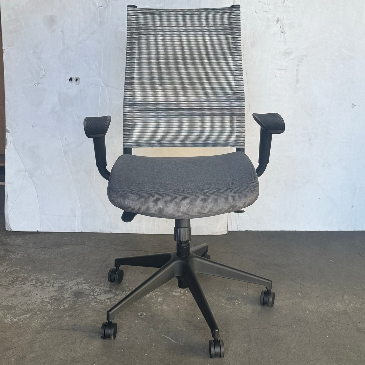 SITONIT SEATING Wit Office Chair Grey Color With Rolling Wheels