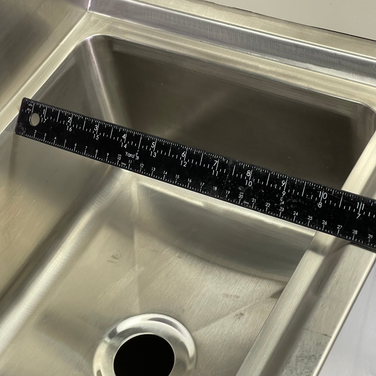 BK RESOURCES Blender Station 18"W x 21-1/4"D Steel UB4-21-1410BSS