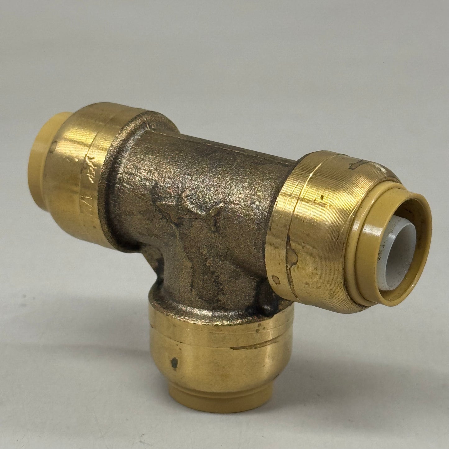 SHARKBITE Push To Connect Tee 1/2"x1/2"x1/2" Brass U362LFA