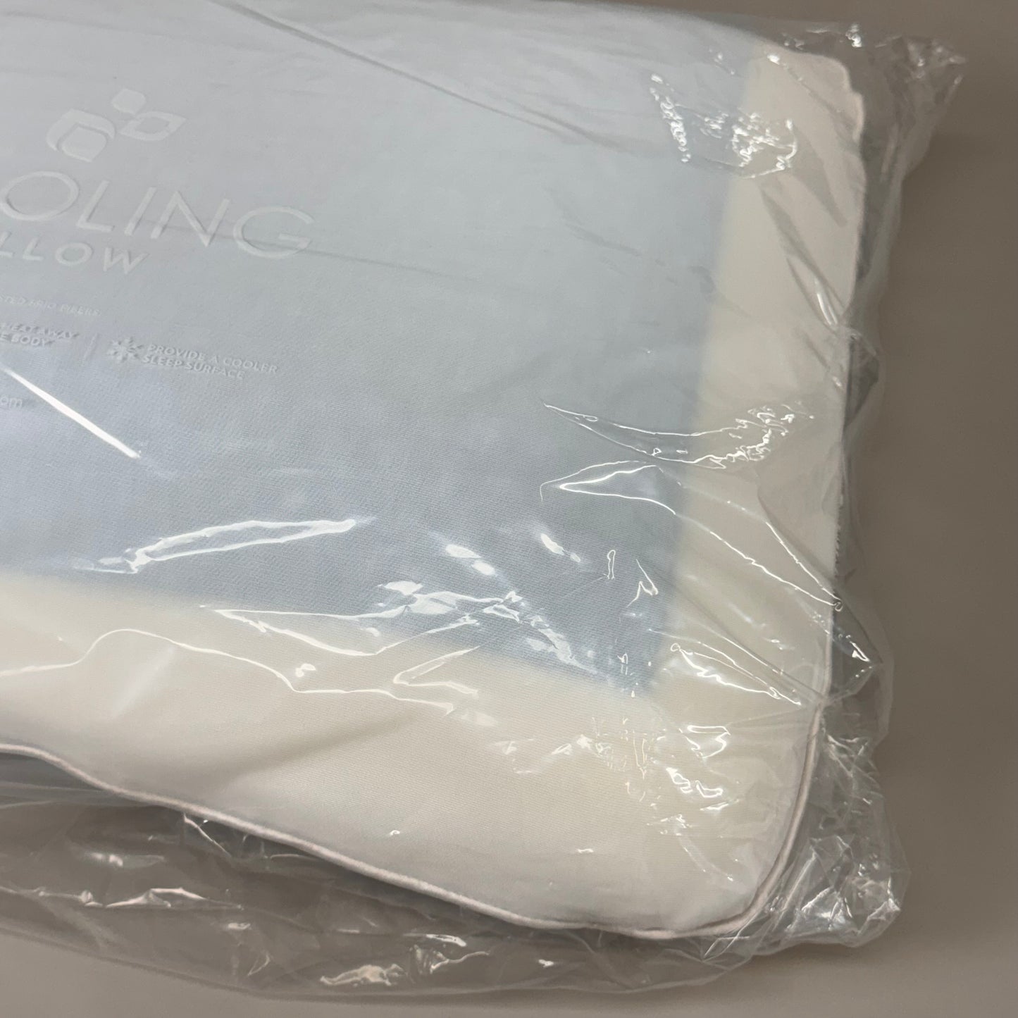 PURE CARE Cooling Gel-egant Sculpted Memory Foam Pillow Standard Size White