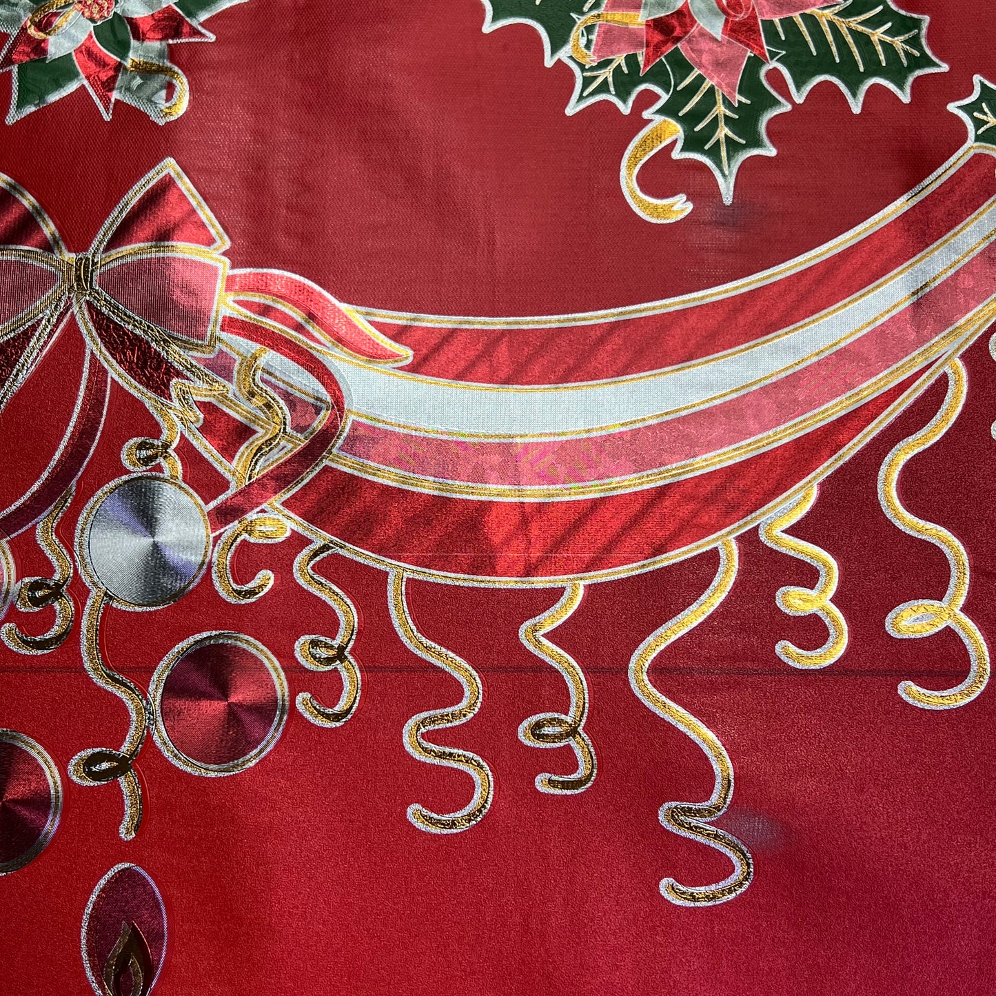 Christmas Shimmery Poinsettia, Candle & Bows Vinyl Table Cloth 54"x60' Red/Green