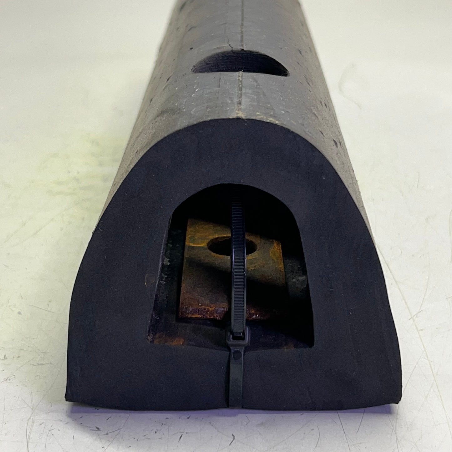 Dock Bumper Solid Rubber Sz 18"L x 4"W x 4"H