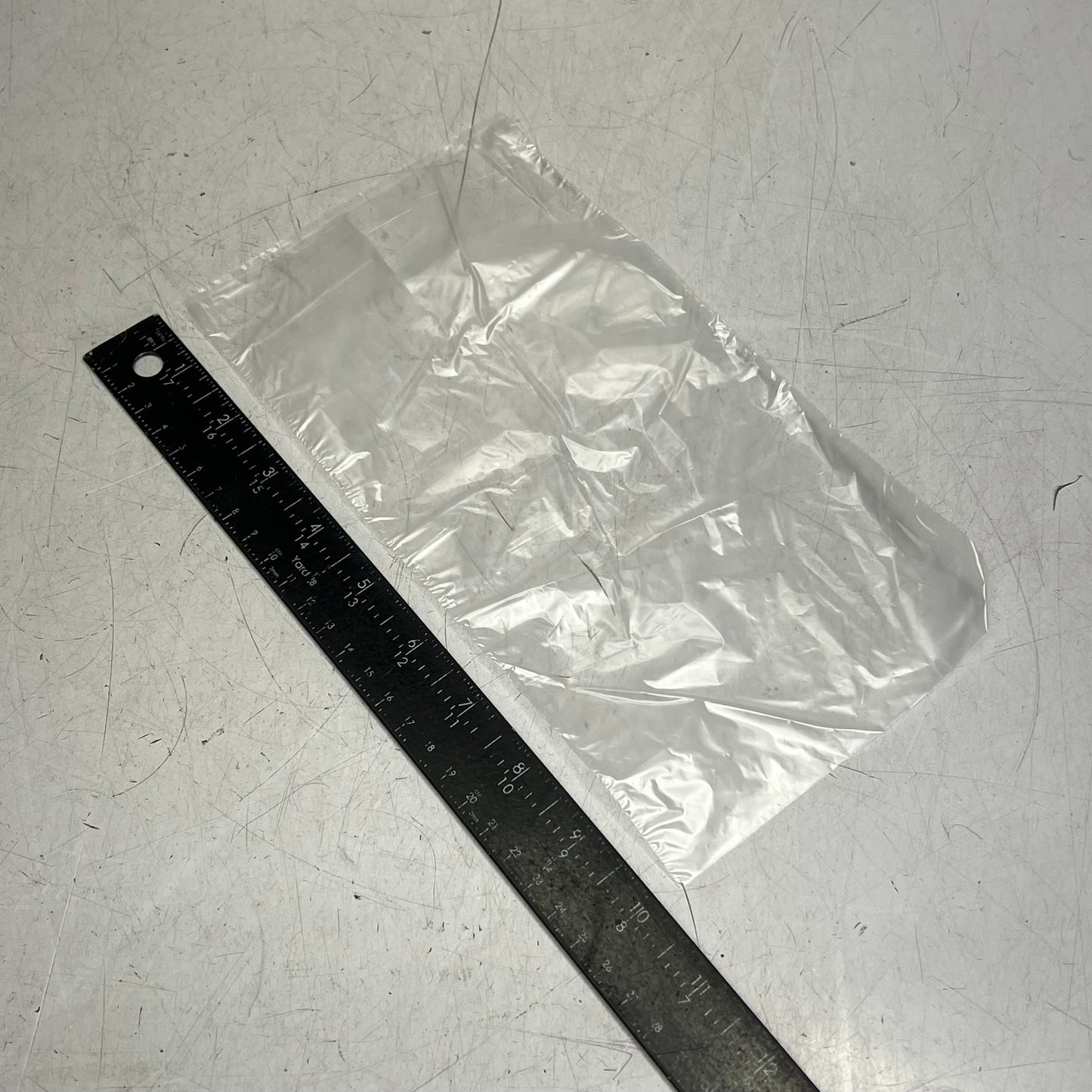 ZA@ LK PACKING (2000 PACK) Hot Dog Bags W/ Hanging Holes  10" x 5 1/4" Clear DP52510HDP G