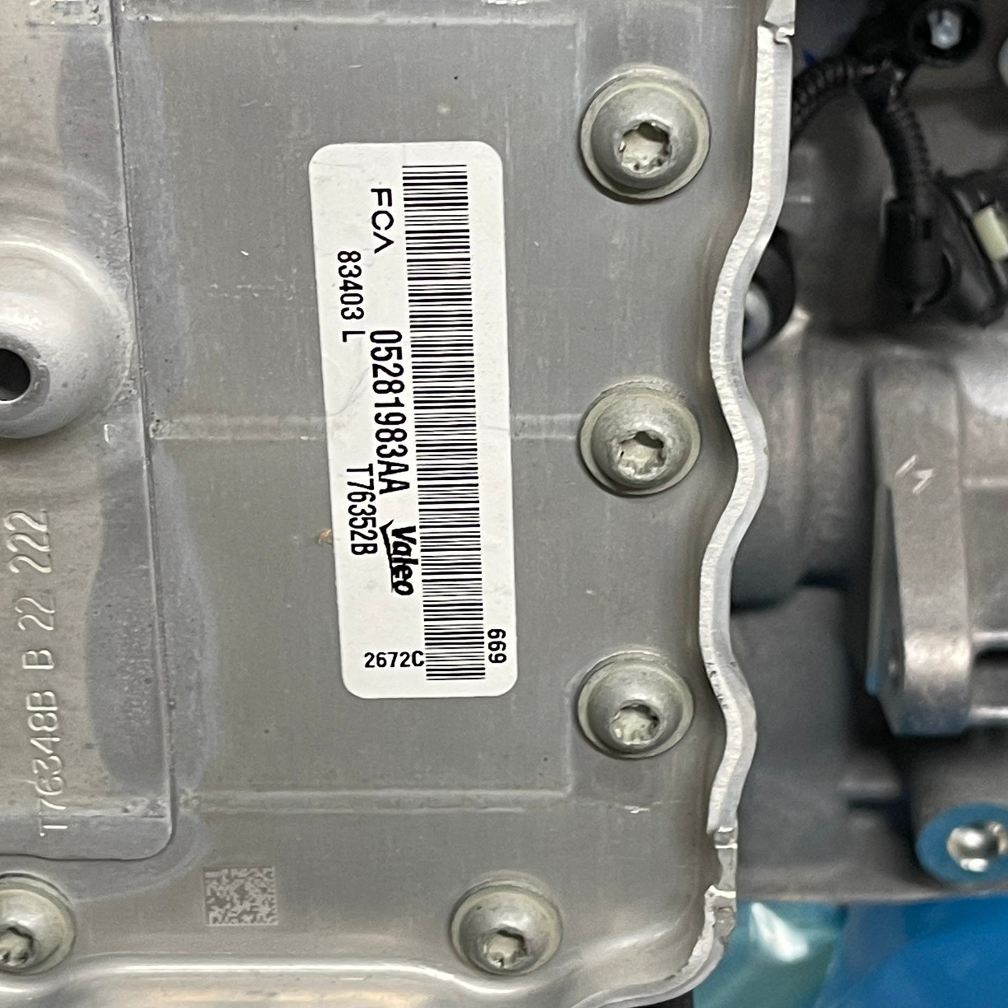 ZA@ MOPAR (Some Damage, but Never Used) Jeep Wrangler Engine (Electric / Gas?) 2020-23 04893726CB 2.0L L4 (AS-IS)