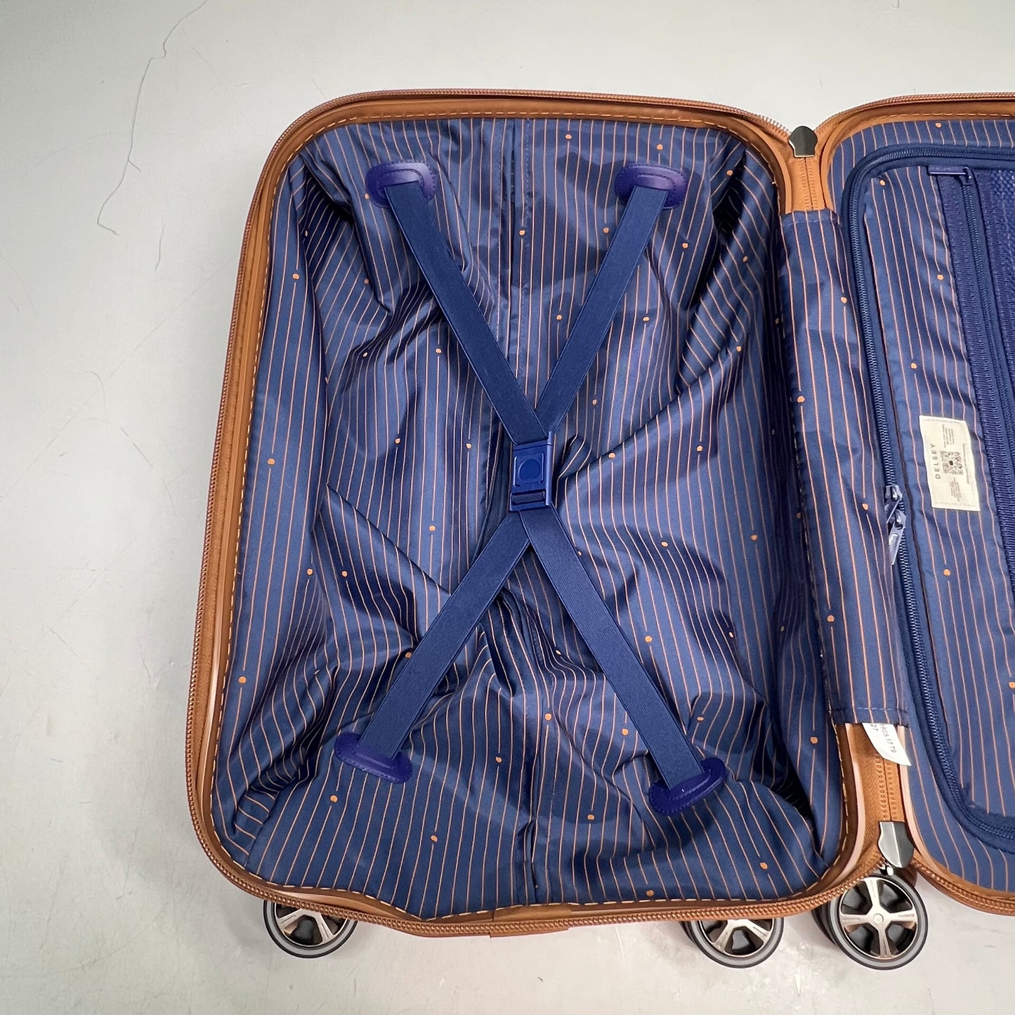 DELSEY FLANERIE SE Spinner Carry-On Luggage 21-22" Champagne 40303180517T9