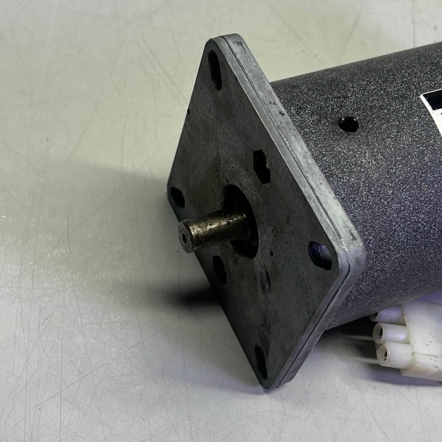 GROSCHOPP Brushed DC Motor 90 VDC 2.54 AMPS 185 Watts PM8014 911-60-1620-7