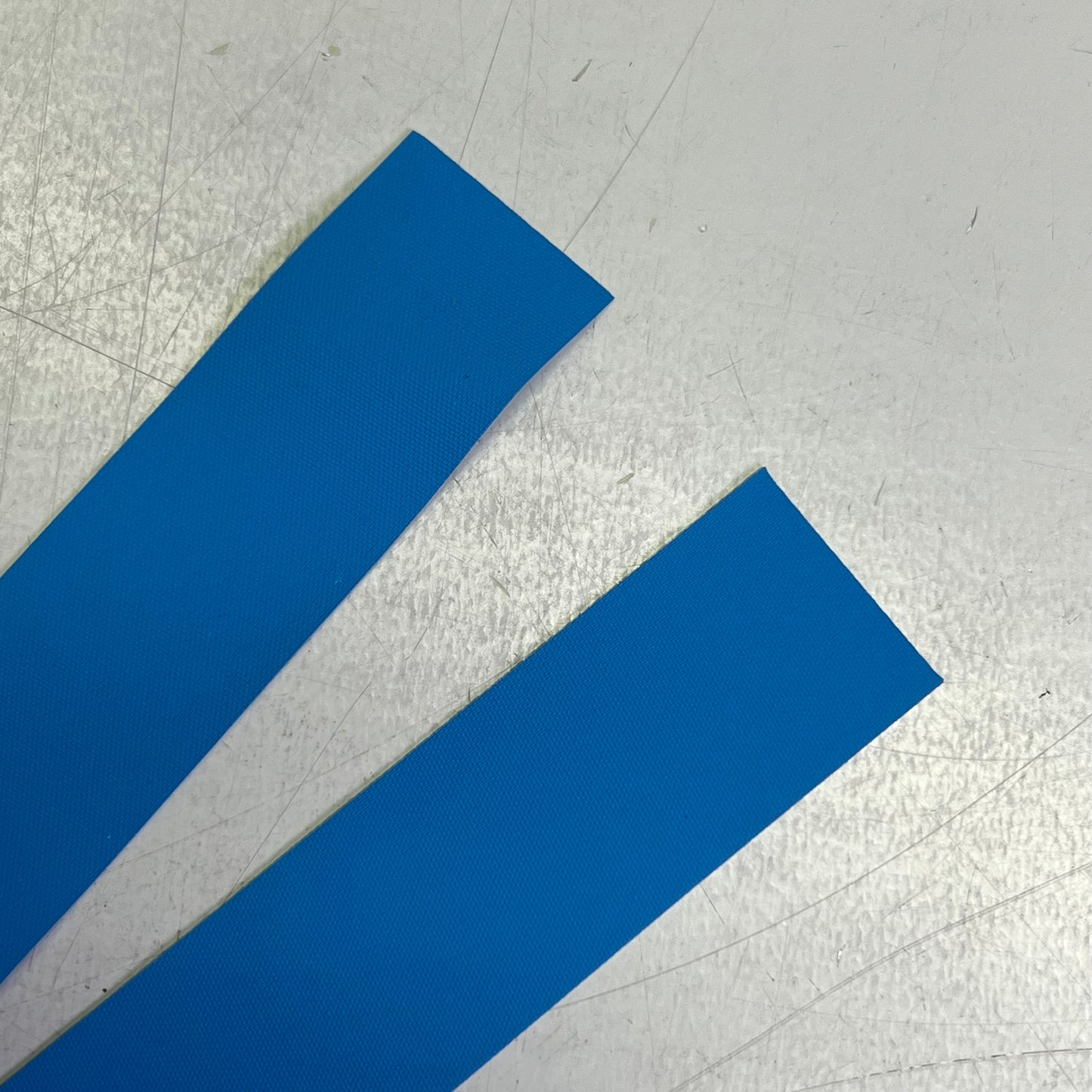 MEDLINE (250 PACK) Single-Use Disposable Tourniquets 1 x 18" Blue DYND75020FBX