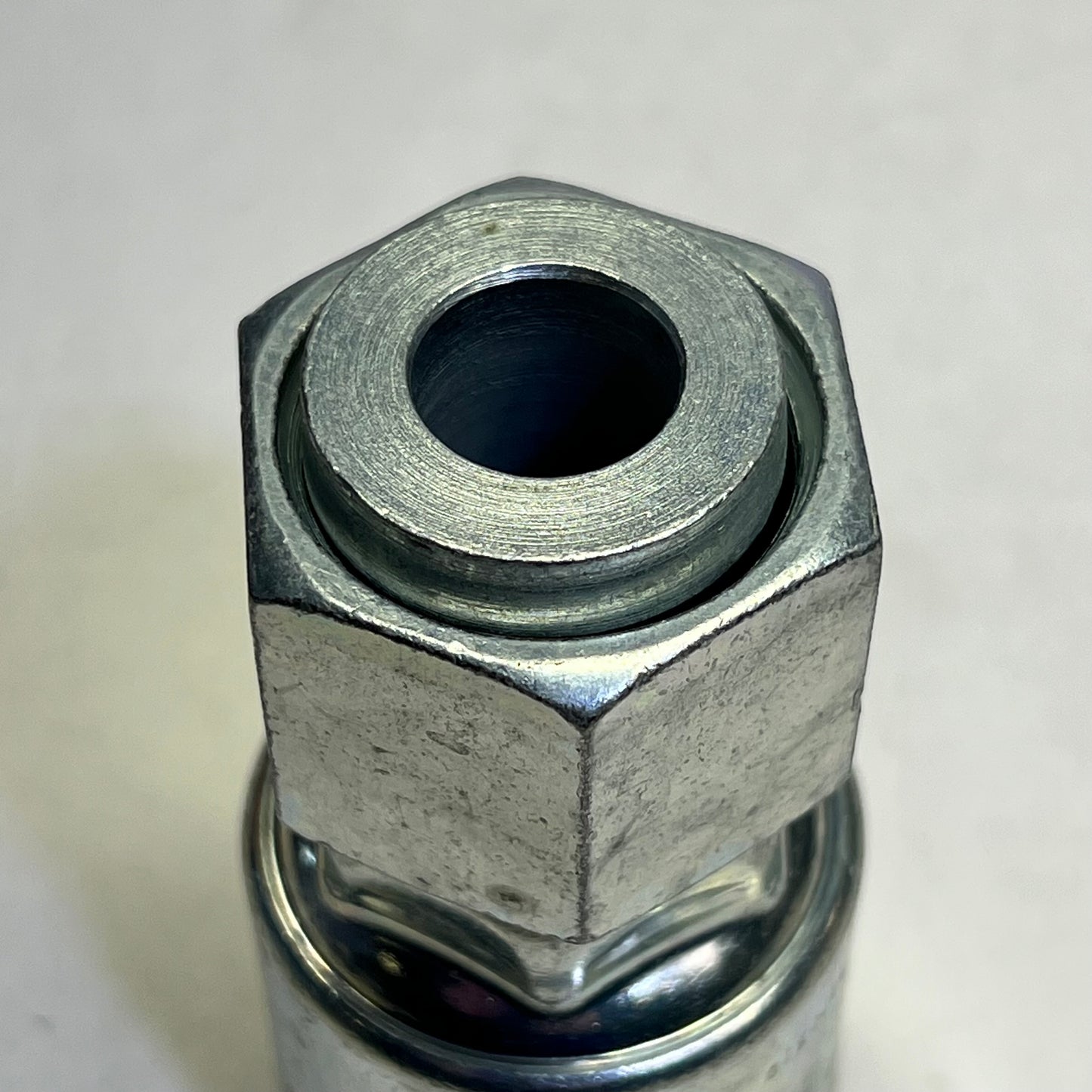 GATES  Female Flat-face O-ring Swivel Coupling 3/4" x 3.65" Silver G25230-1212