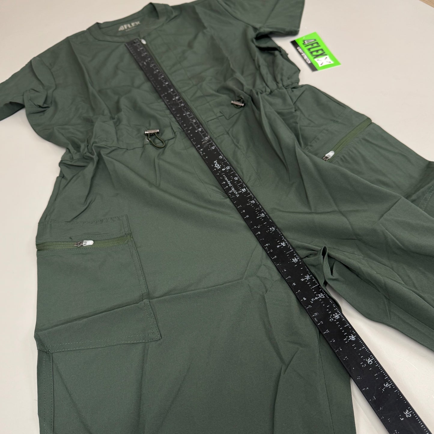 GREEN TOWN 4 Flex Scrubs Jumpsuit Cinch In Waist Women's Sz L Olive GFX-023AST