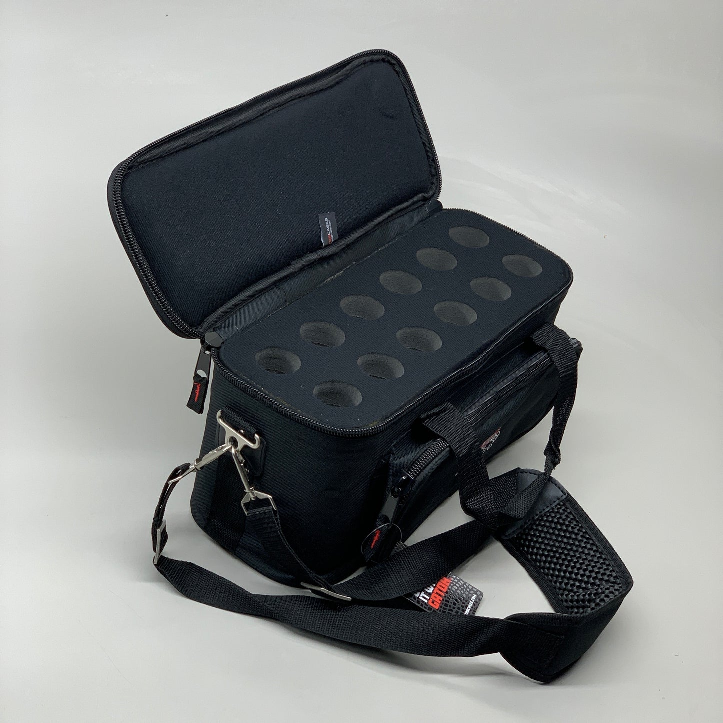 GATOR Padded Bag for Up to 12 Mics w/ Exterior Pockets for Cables GM-12B