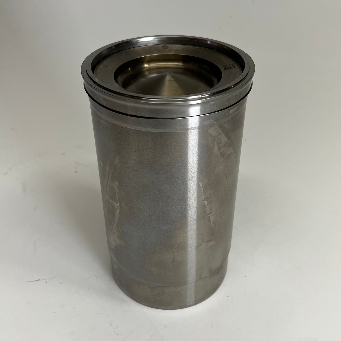 JOHN DEERE Genuine Oem Piston Liner Kit for 6090 Series Engines  DZ114389