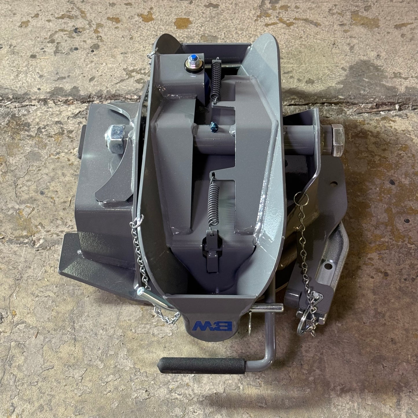 BW TRAILER Trailer Hitch/Related 33"W x 36"L x 10"H Grey RVB3370/RVC3006