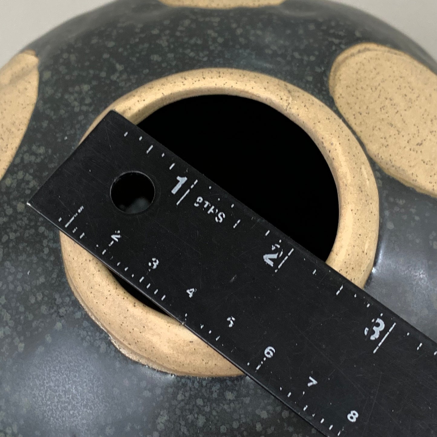 CREATIVE CO-OP Stoneware Vase W/ Wax Relief Dots 7"x7"X8" Black & Cream DF6646