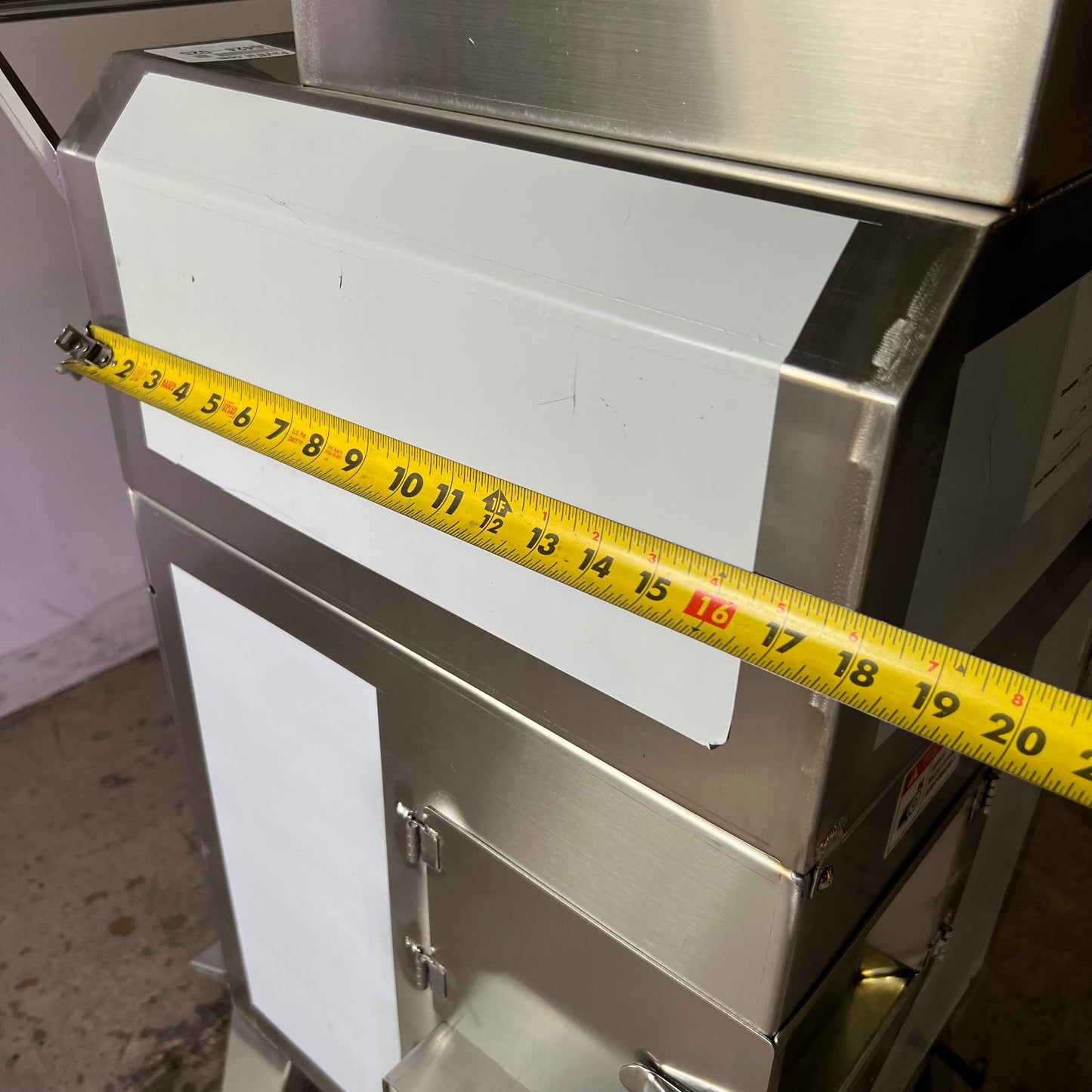 Fresh Corn Thresher 208V 18" x 18" x 48"H SLLIJX250307001 (AS-IS, Aesthetic Damage)