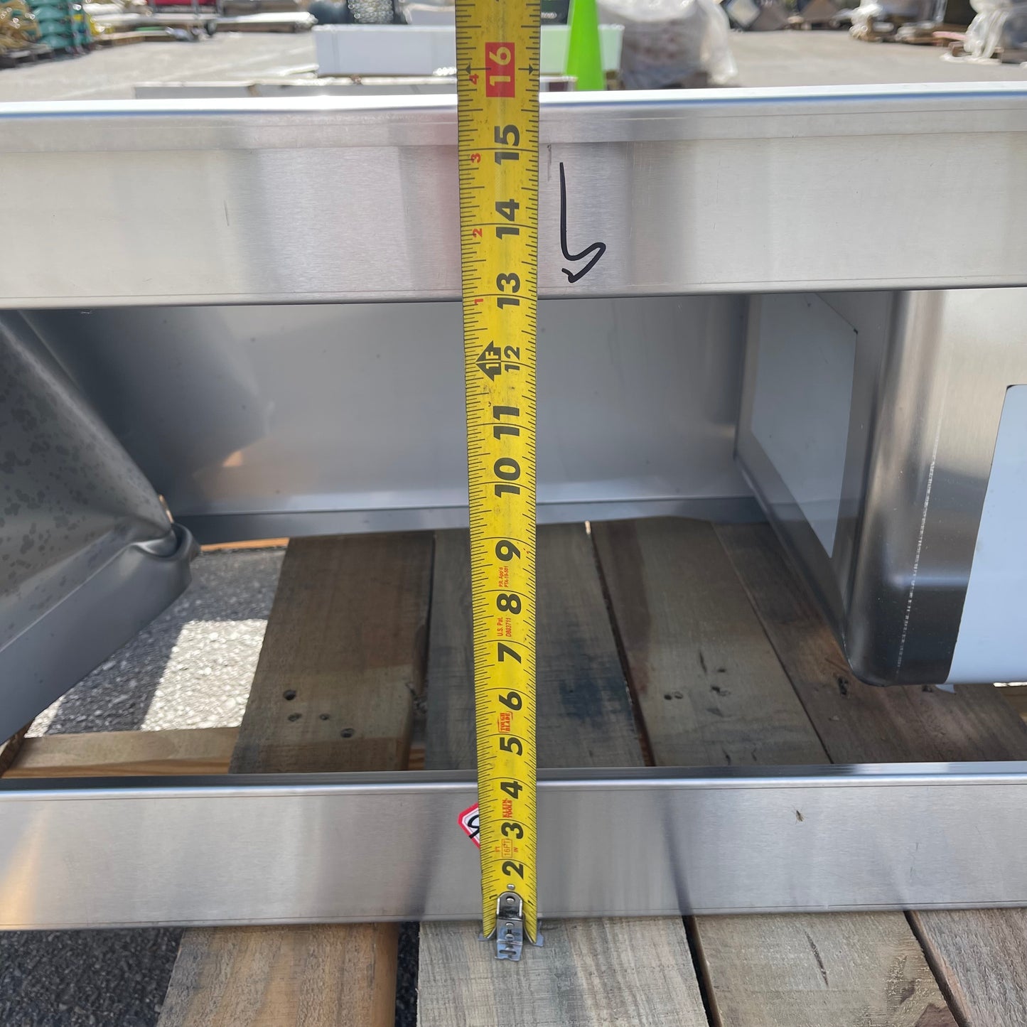 ZA@ Pallet of REGENCY Three-bowl Underbar Sink Stainless Steel 600B32184 (AS-IS)