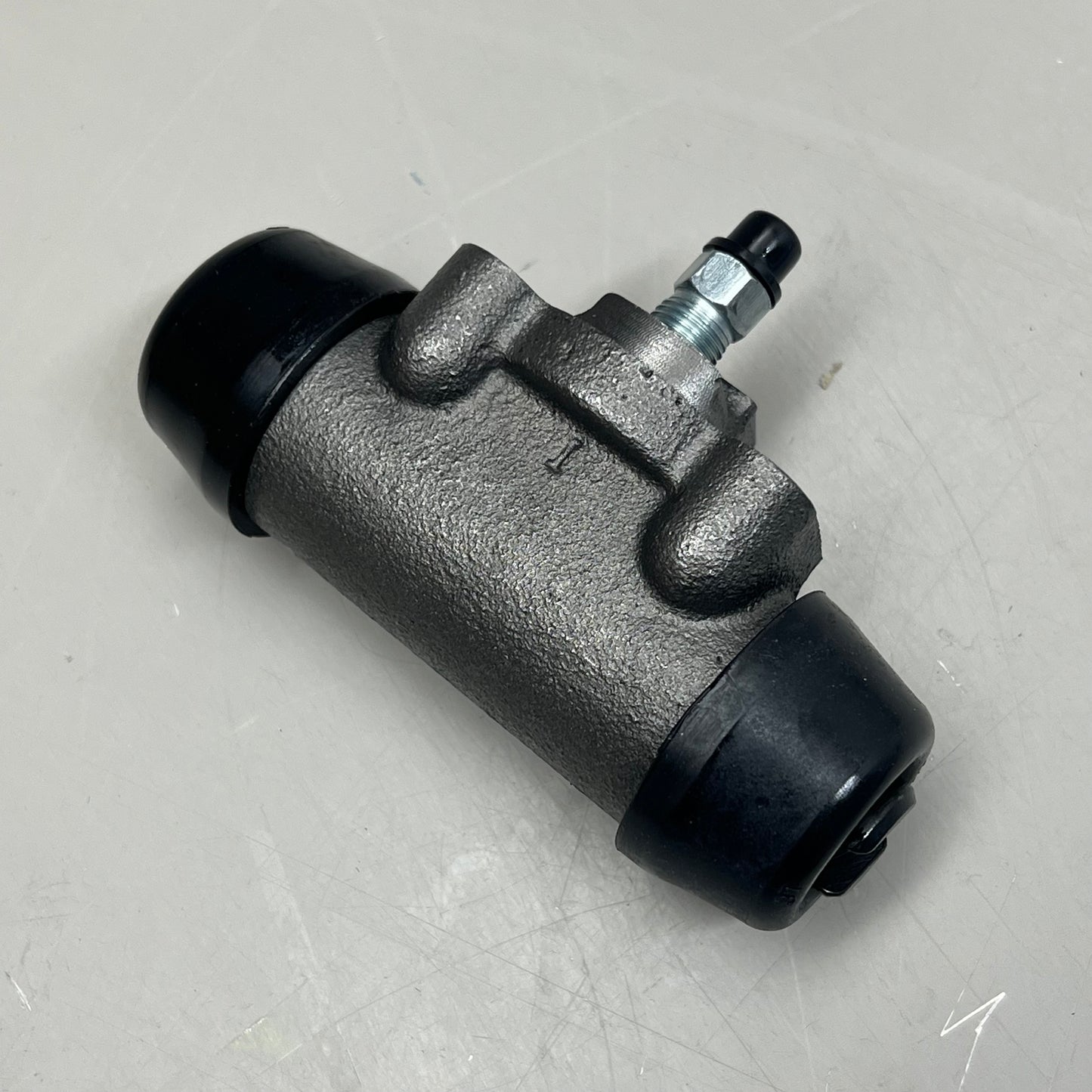 NAPA Wheel Cylinder Rear For Toyota 4 Runner, Tacoma & T100 Pickup Models 37841