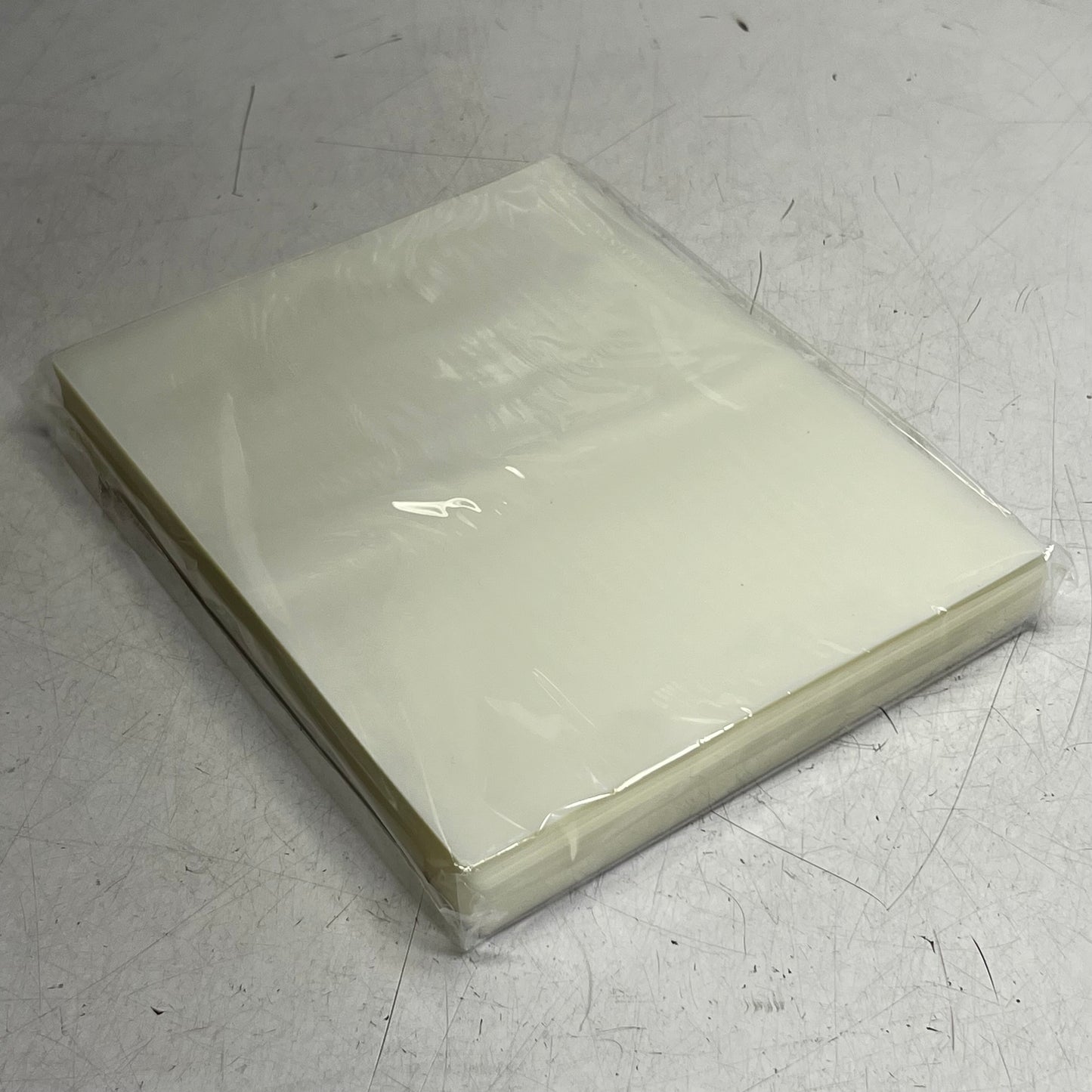 FELLOWES (250 PACK) Thermal Laminating Pouches Letter 3 MiL Sz 9" x 11.5" Clear 5406501
