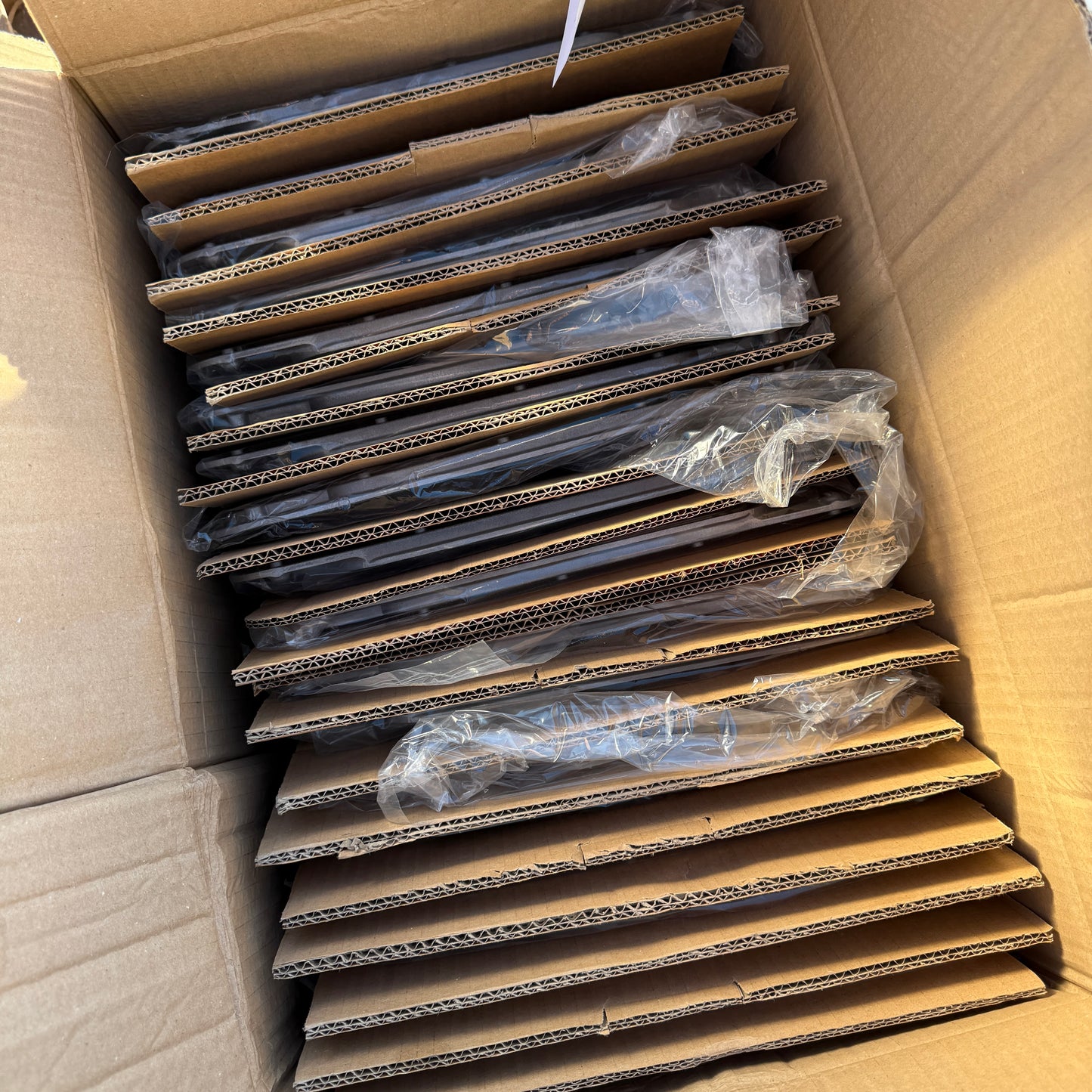 ZA@ Pallet of DAFTEN DIECASTING (330 lbs) *ALUMINUM* Adaptor Plate CNL 1H-P005493-NP