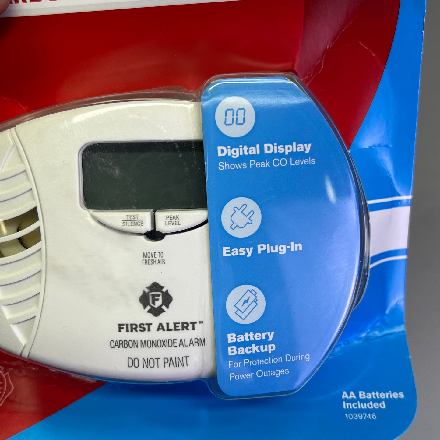 FIRST ALERT Carbon Monoxide Detector 85-Decibel Alarm & Backlit Display 1043691