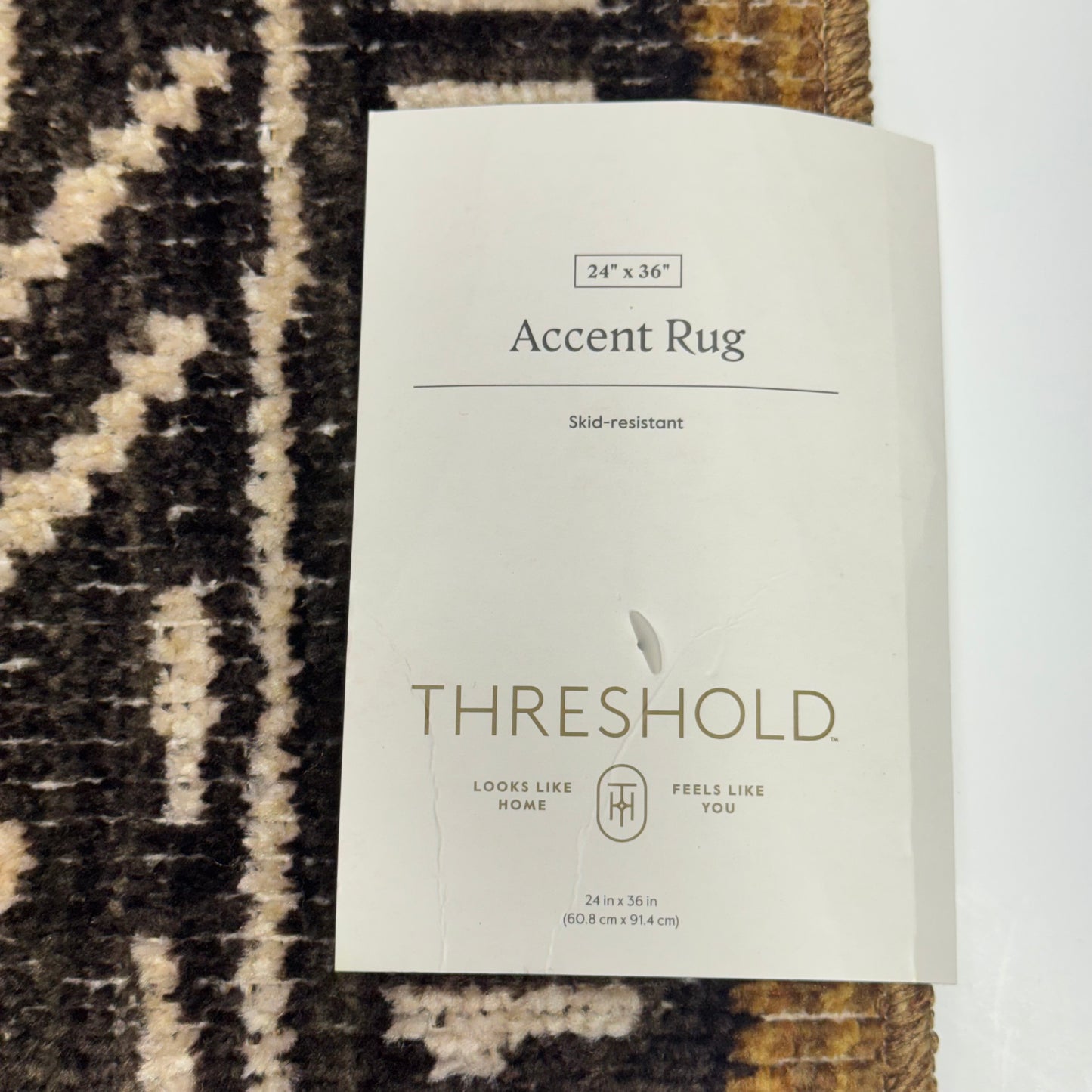 THRESHOLD Global Rug Sz 24" x 36" Black/Tan