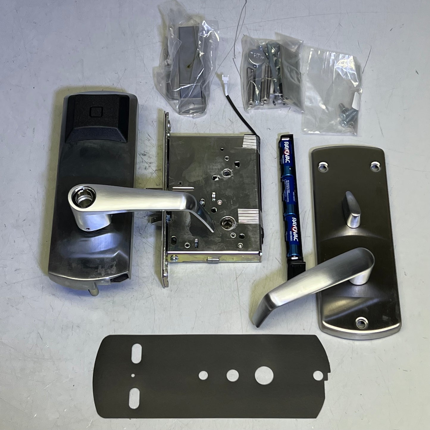 DORMAKABA RT PLUS RFID Handle Lock, Mortise and Cylindrical, Standalone RFID Proximity 79PS16221KL32-626