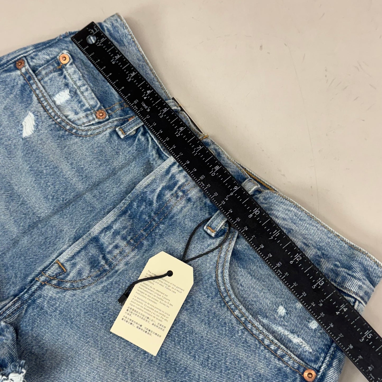 LEVIS 501 Original Fit High Rise Shorts Women's Sz 28 Vague Finish Medium Wash