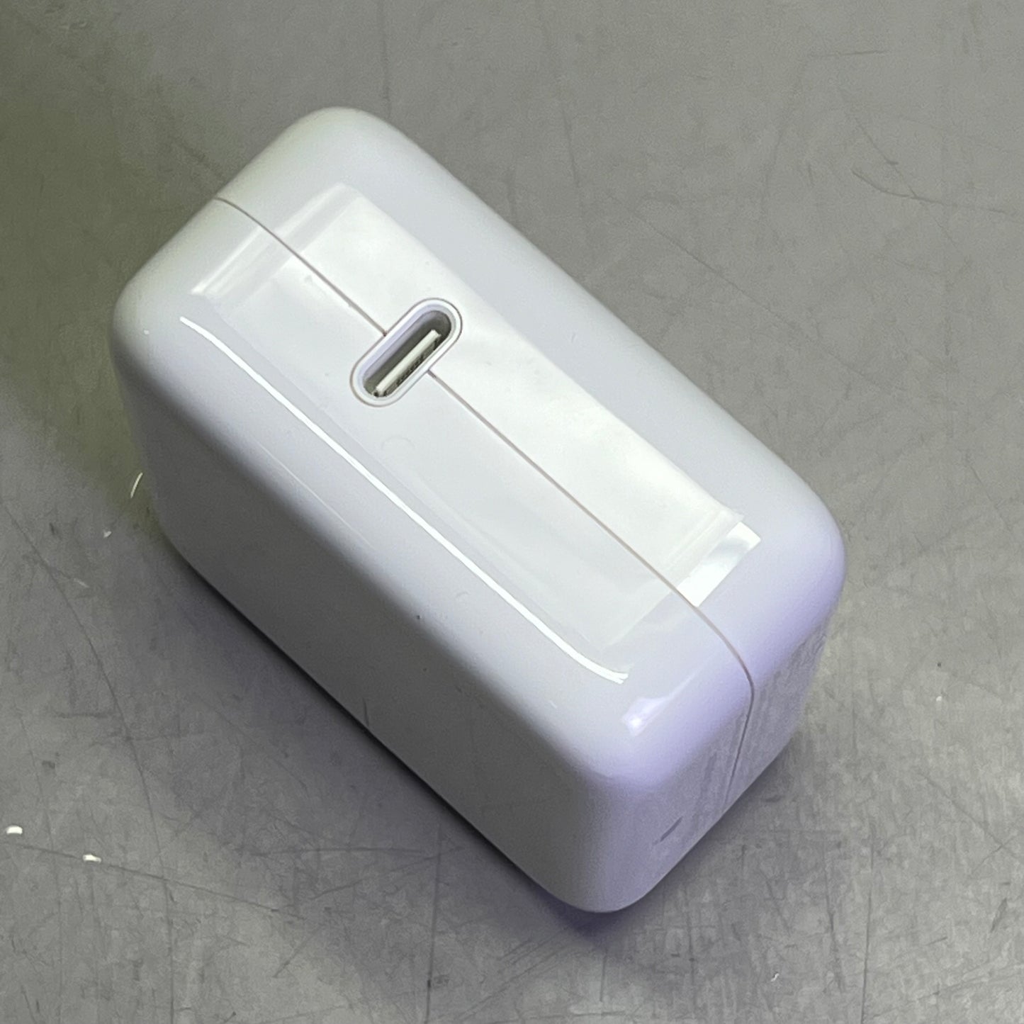 APPLE USB-C Power Adapter Fast Charge 30 Watts White MY1W2AM/A (Returns)