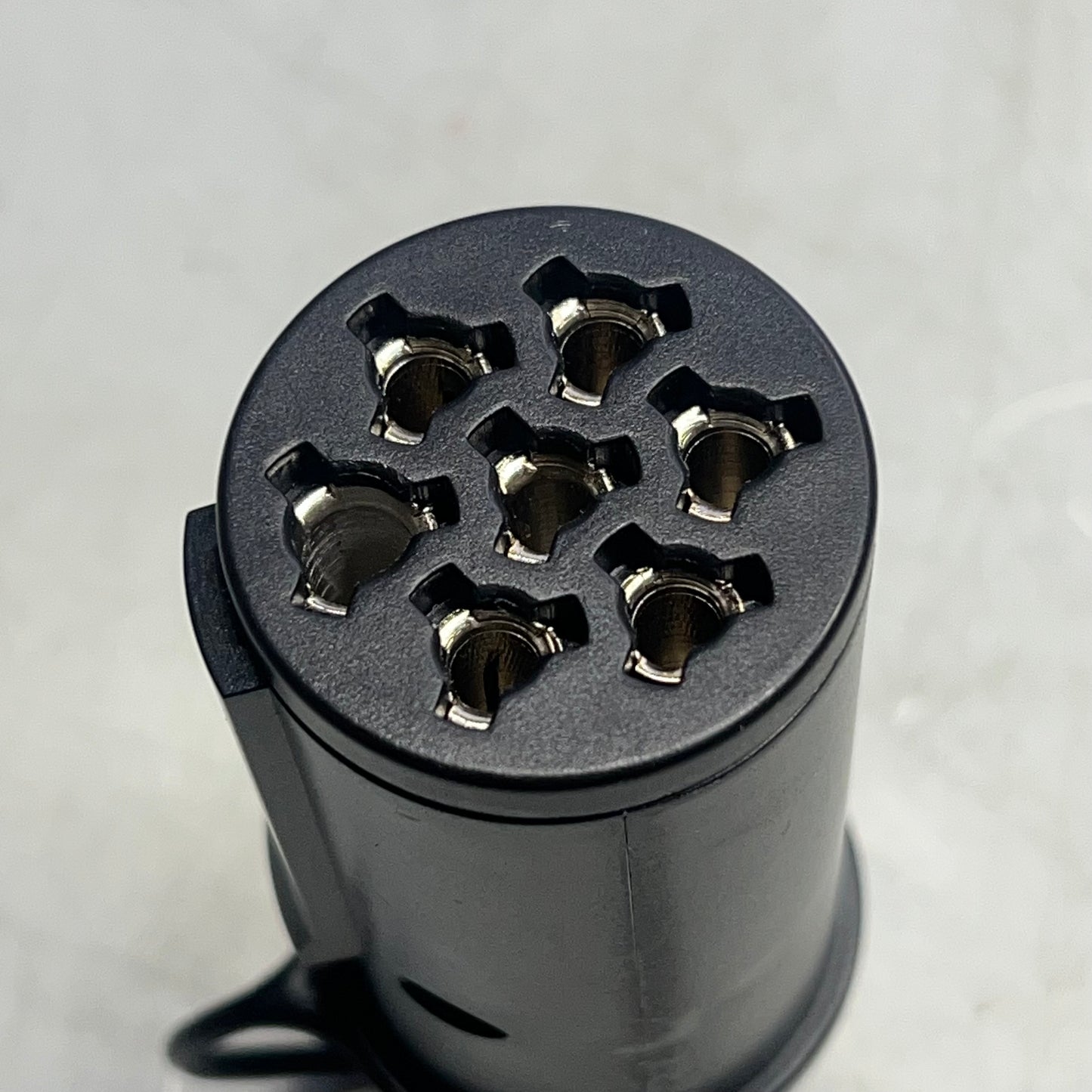 HOPKINS 7 Round To 6 Round Adapter Impact & Corrosion Resistant Black 47445