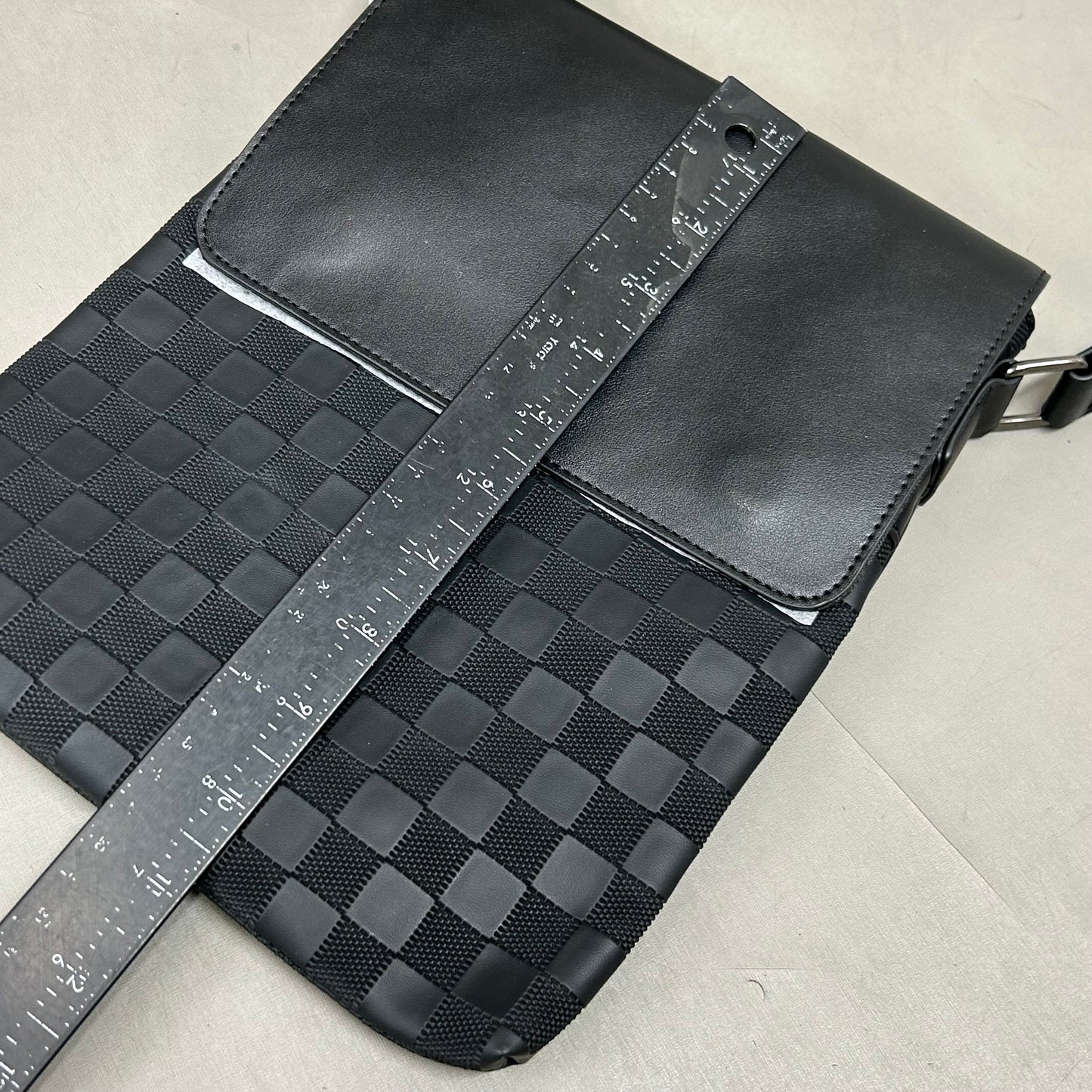 FUMATORE Basket Weave Faux Leather Shoulder Strap Purse 11"x9" Black STRLTXTG-SQB-ST