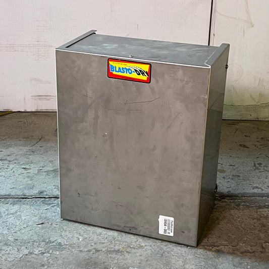 LOWARA Three Phase Vertical Multistage Pump With Motor 47"L Blue 1SV34F022T/D (new Other, Minor Damage)