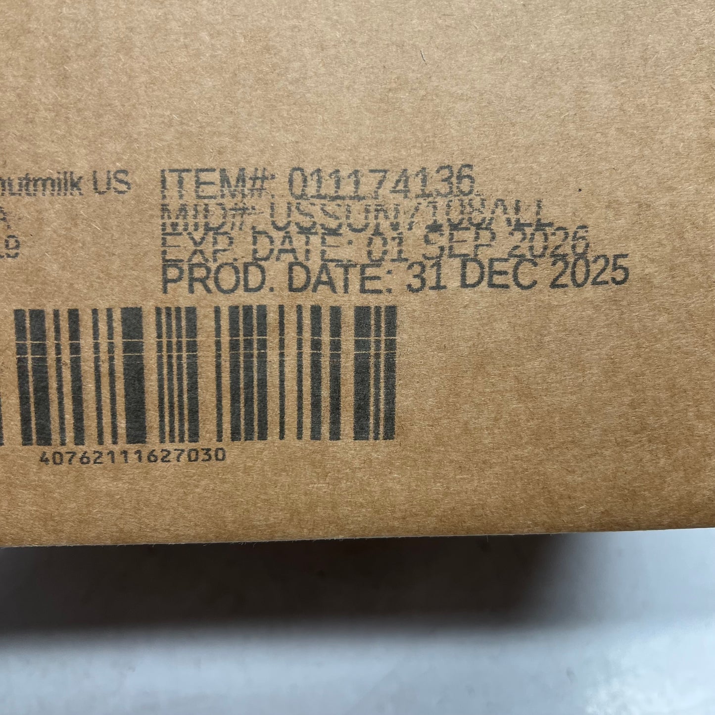 ZA@ STARBUCKS (8 PACK) Coconut Milk Beverage From Concentrate 64 fl oz BB 12/25 (Expired)