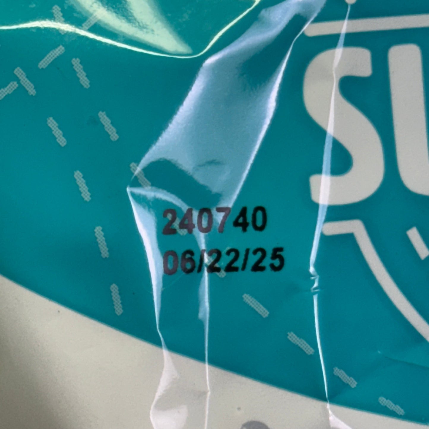 ZA@ Pallet of SUTLER'S Gummy Sharks 5.5 Oz Blue BB 06/25 (AS-IS)