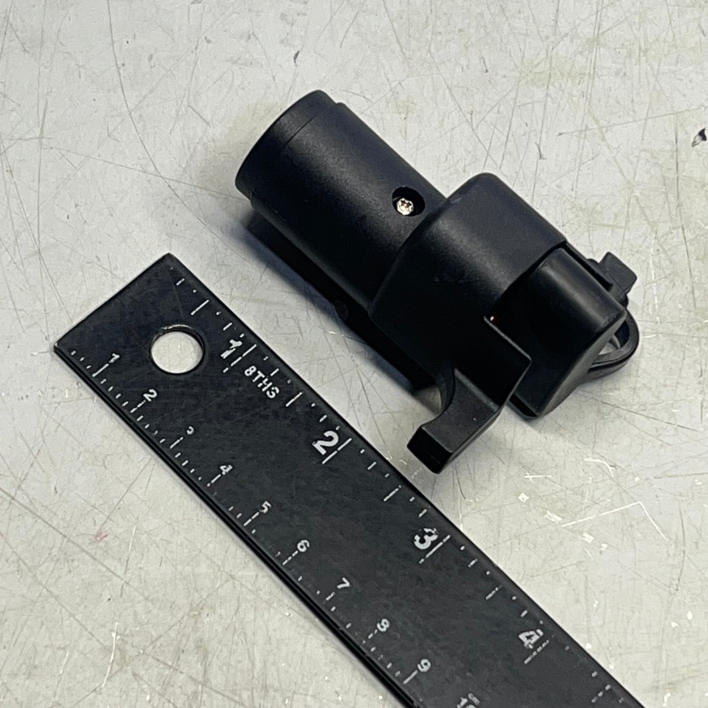 HOPKINS LED Test 6 Round To 4 Flat Adapter Integrated LED Lights Black 47325