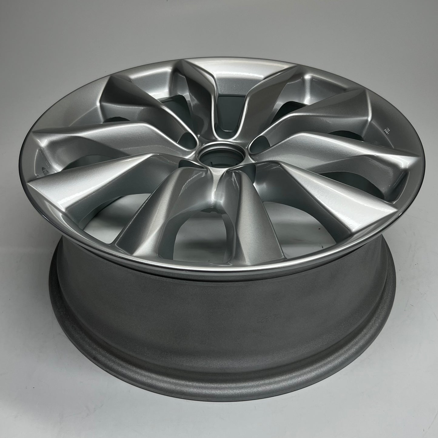 BLACKBURN 2019 Infiniti QX50 19" OEM Wheel Rim 25336-0247