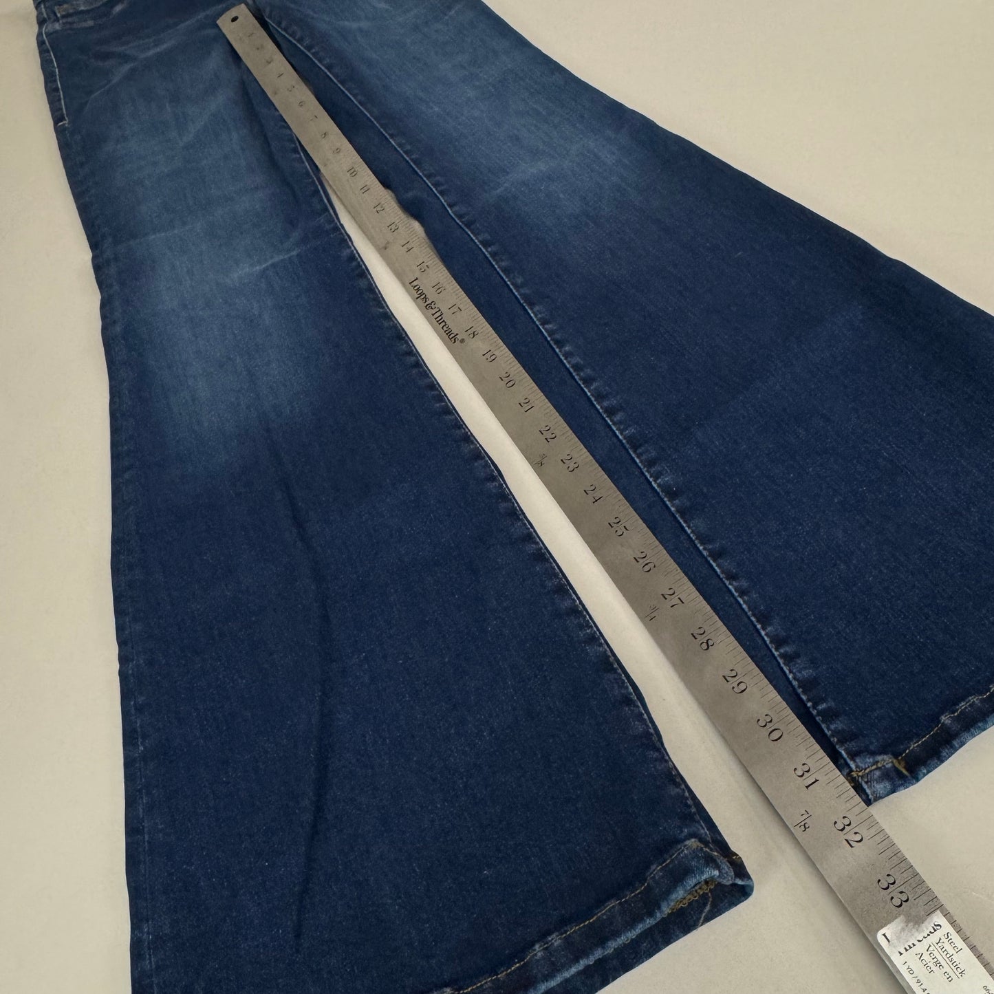 GOOD AMERICAN Power Stretch Pull On Flare Jeans Women's Sz 2/M Indigo491 GLF478TE