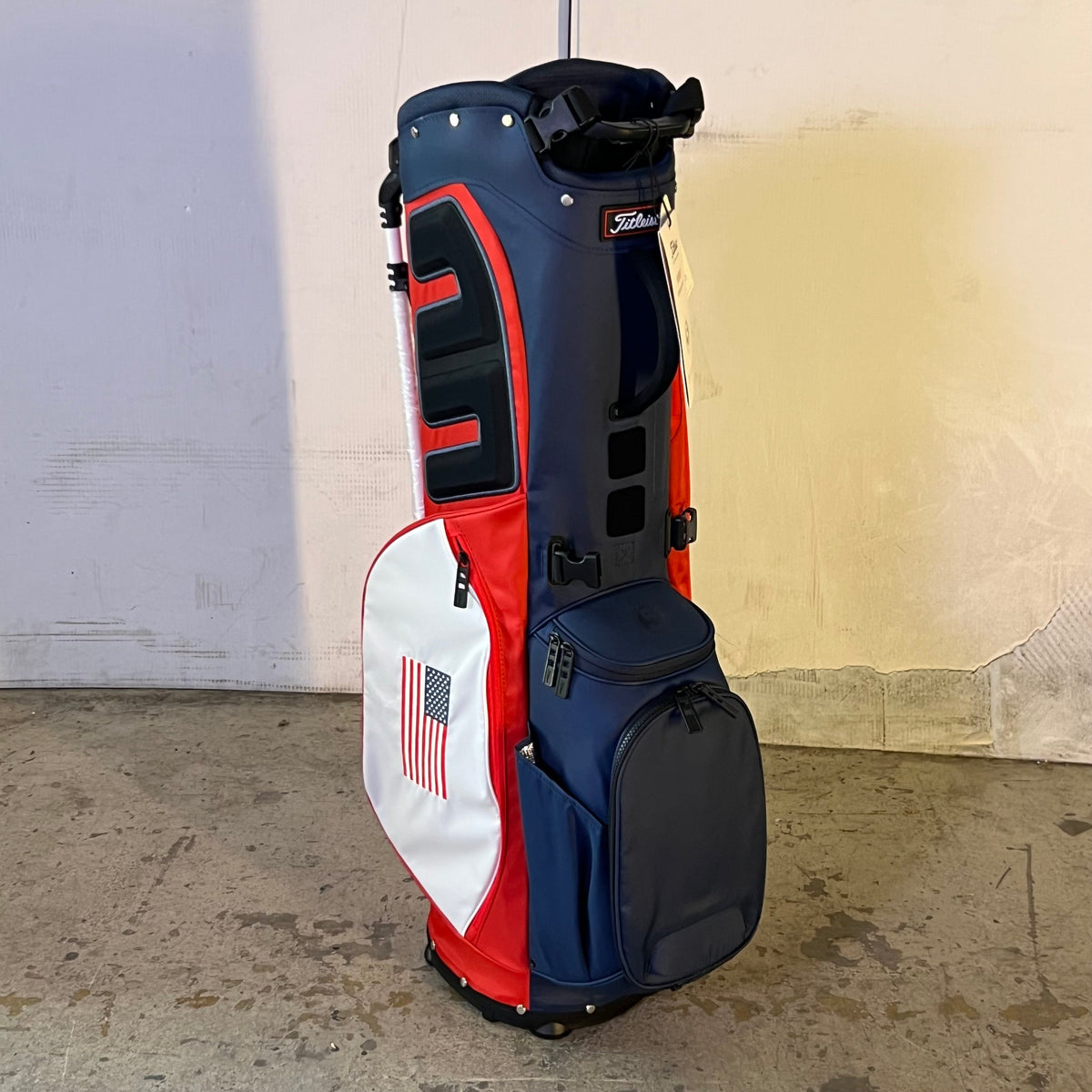 FITLEIST Players 5 Stand Bag Sz 34.5"H X 10"L X 8.5"W - Navy & Red TB23SX8-461