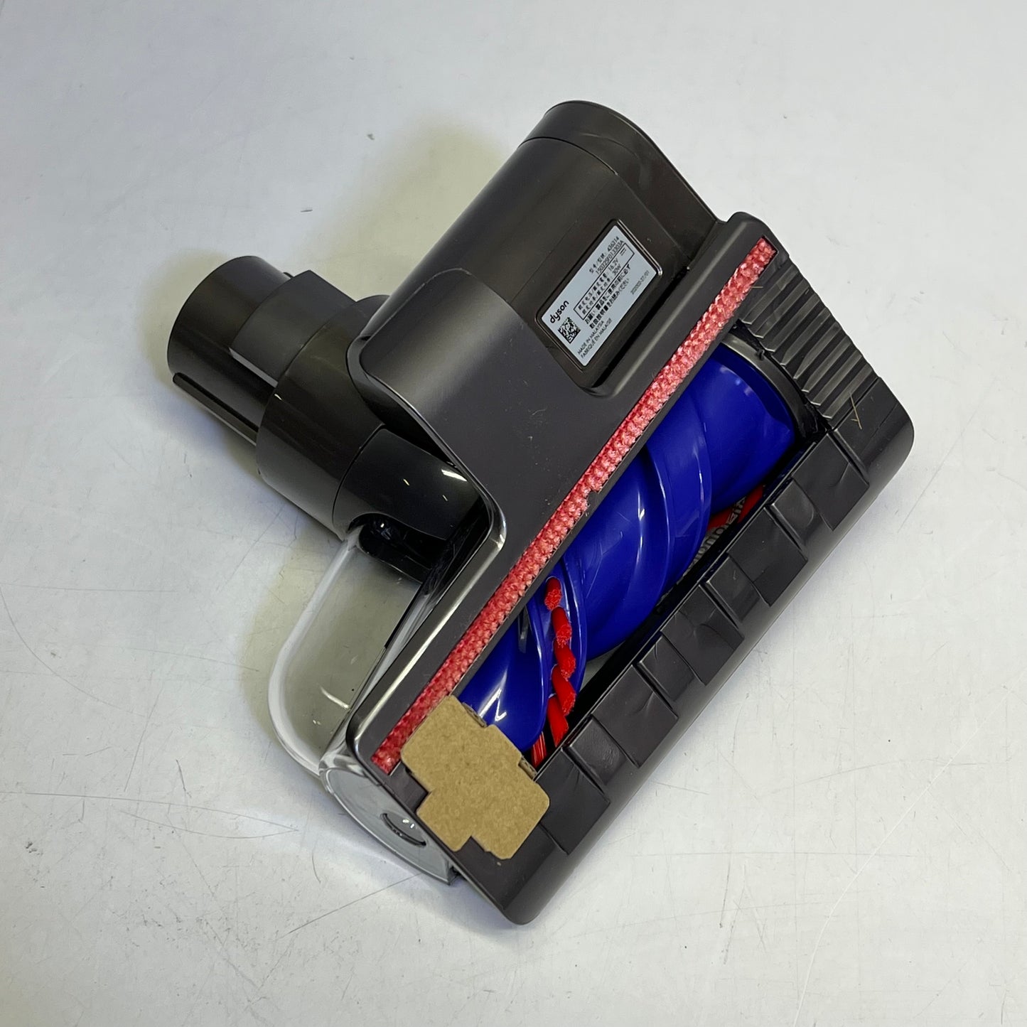 DYSON V8 Cordless Vacuum W/ Attachments 115 Air Watts Suction 400473-011