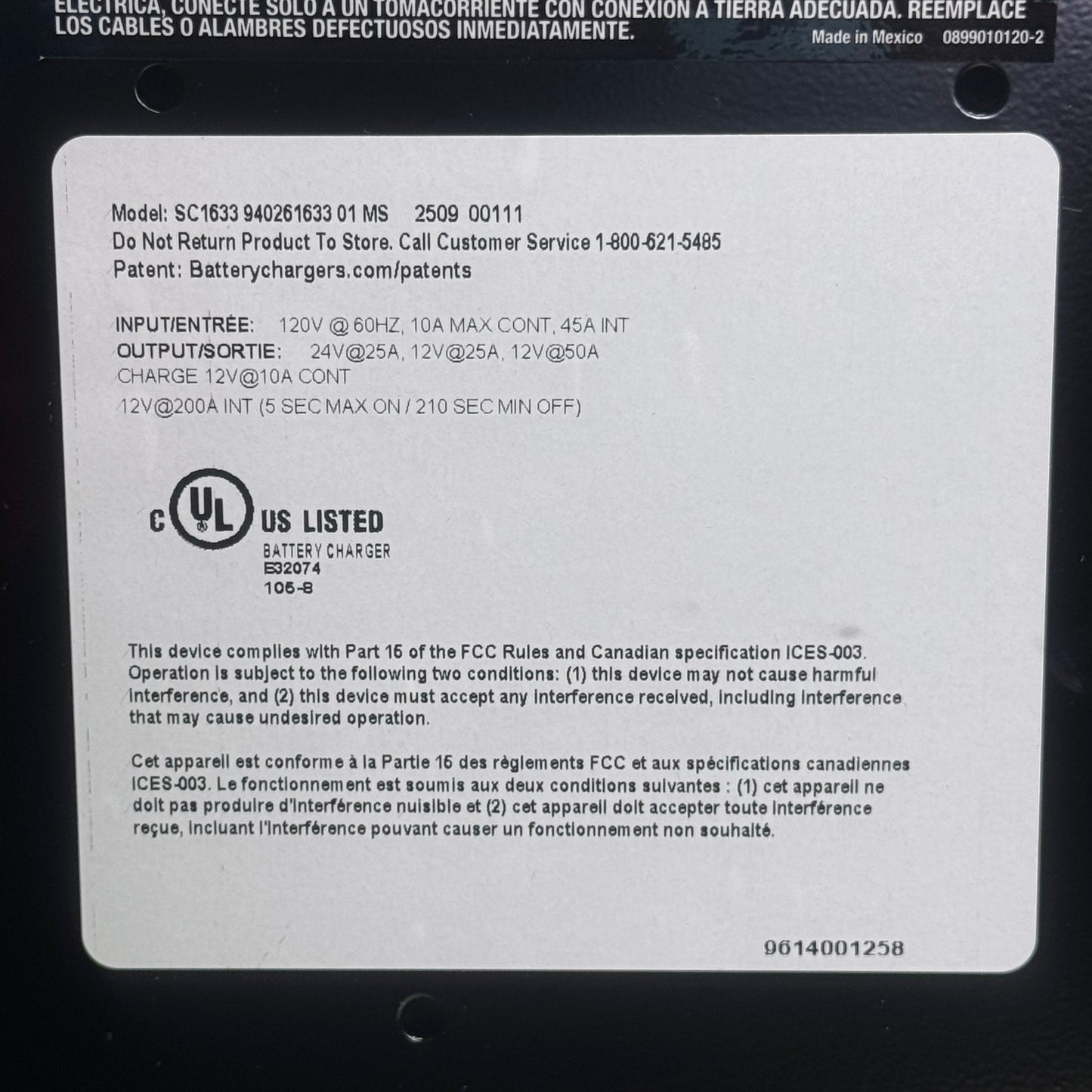 SCHUMACHER Electric Wheeled Manual 10A Car Battery Charger and 200A Engine Starter SC1633