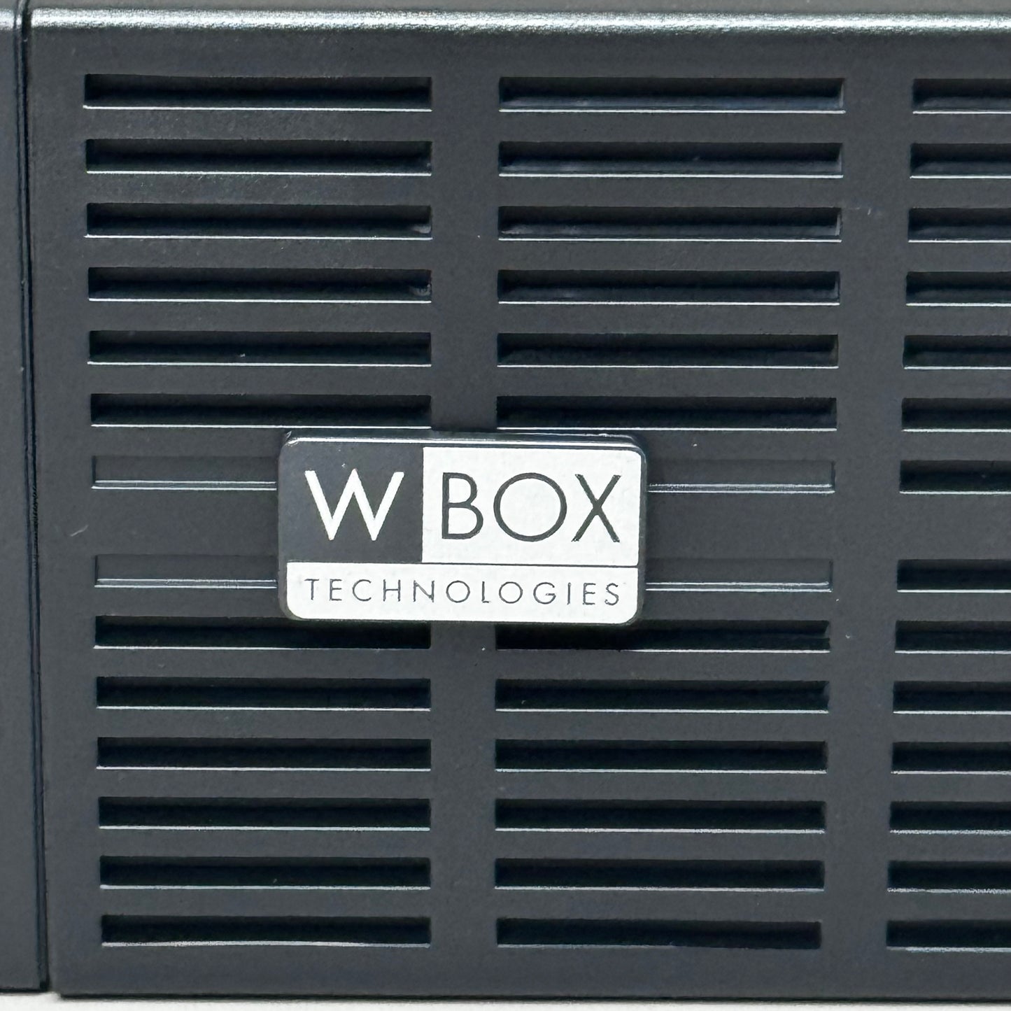 W BOX 1000VA Battery Backup Commercial Line-Interactive Rack/Tower UPS 0E-RCKMT1000