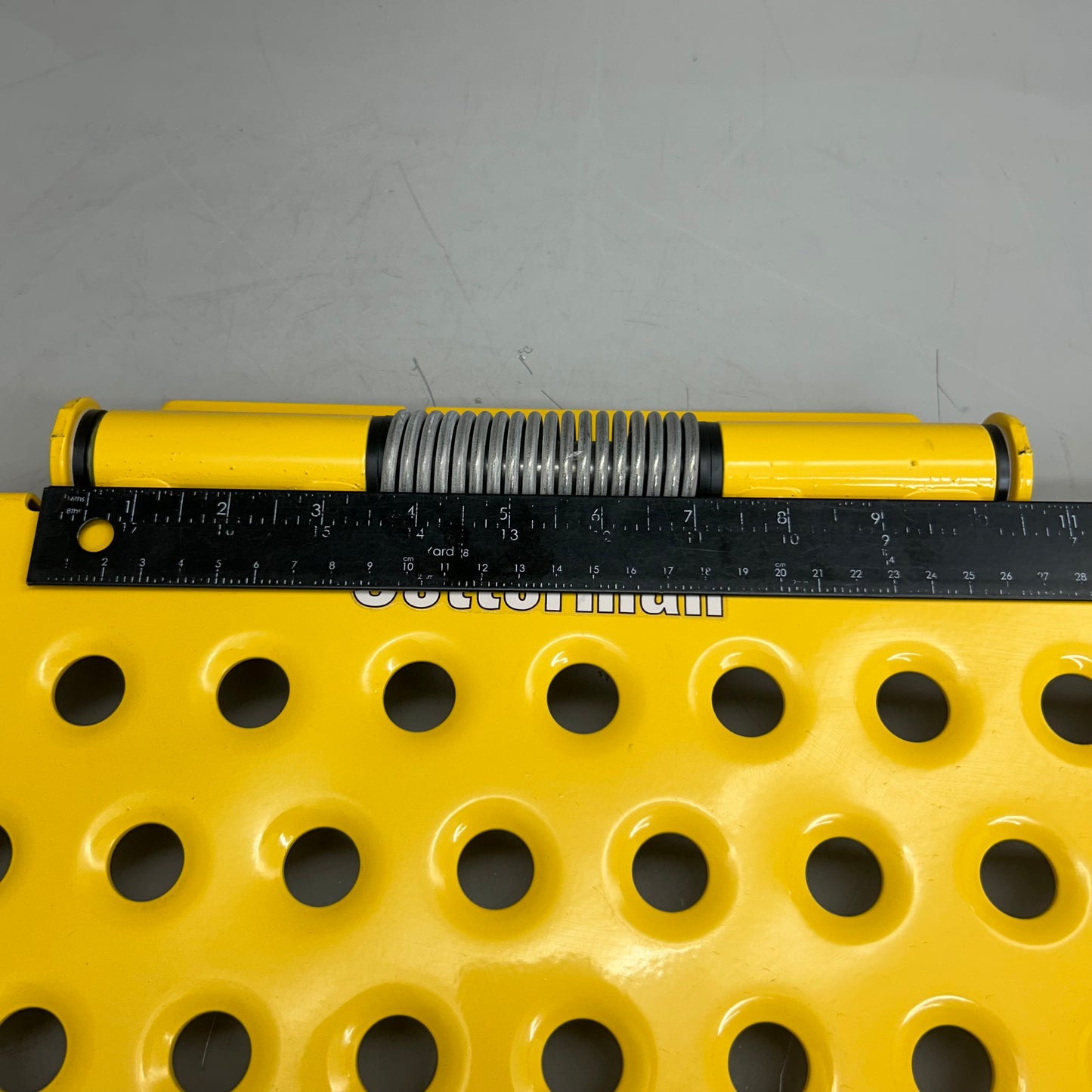 COTTERMAN  Adjustable Safety Gate 16"-26" Yellow D0900071-01 New Other- Shelf Wear