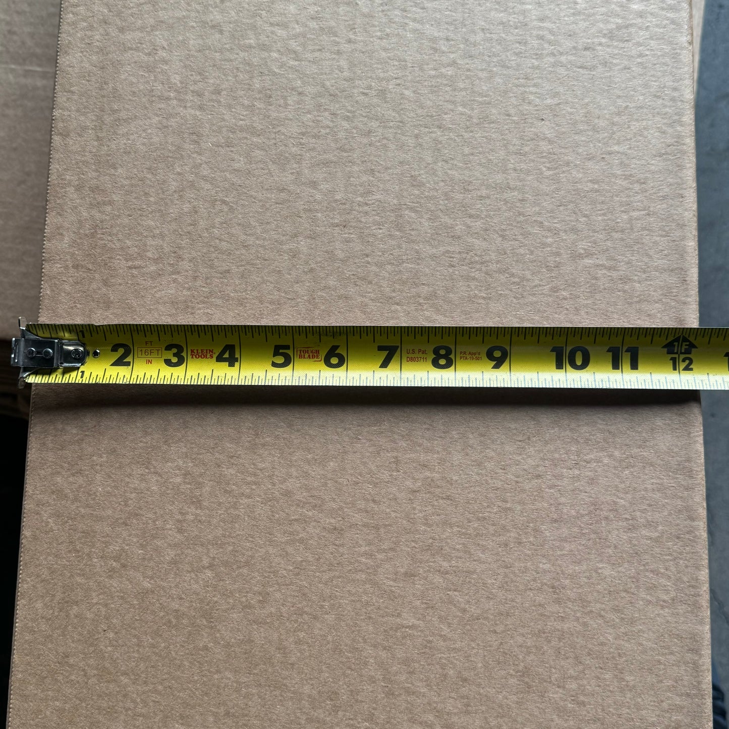 Single Wall Cardboard Boxes (4 Pack of 25 Boxes) Sz 32 1/2” L x 12 1/2” W x 8”T