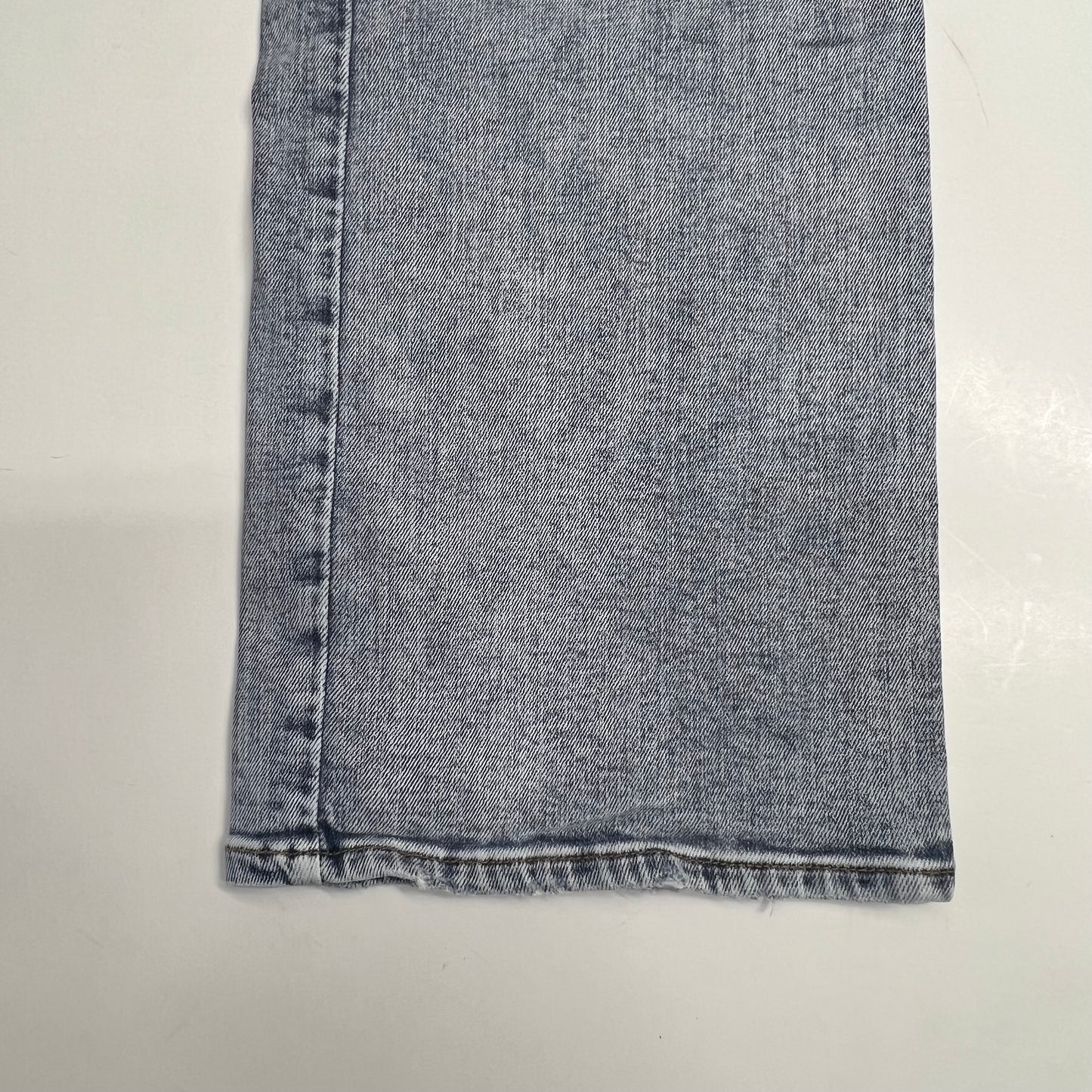 SILVER JEANS CO Highly Desirable High Rise Jeans Women's Sz 33/33 Light Wash