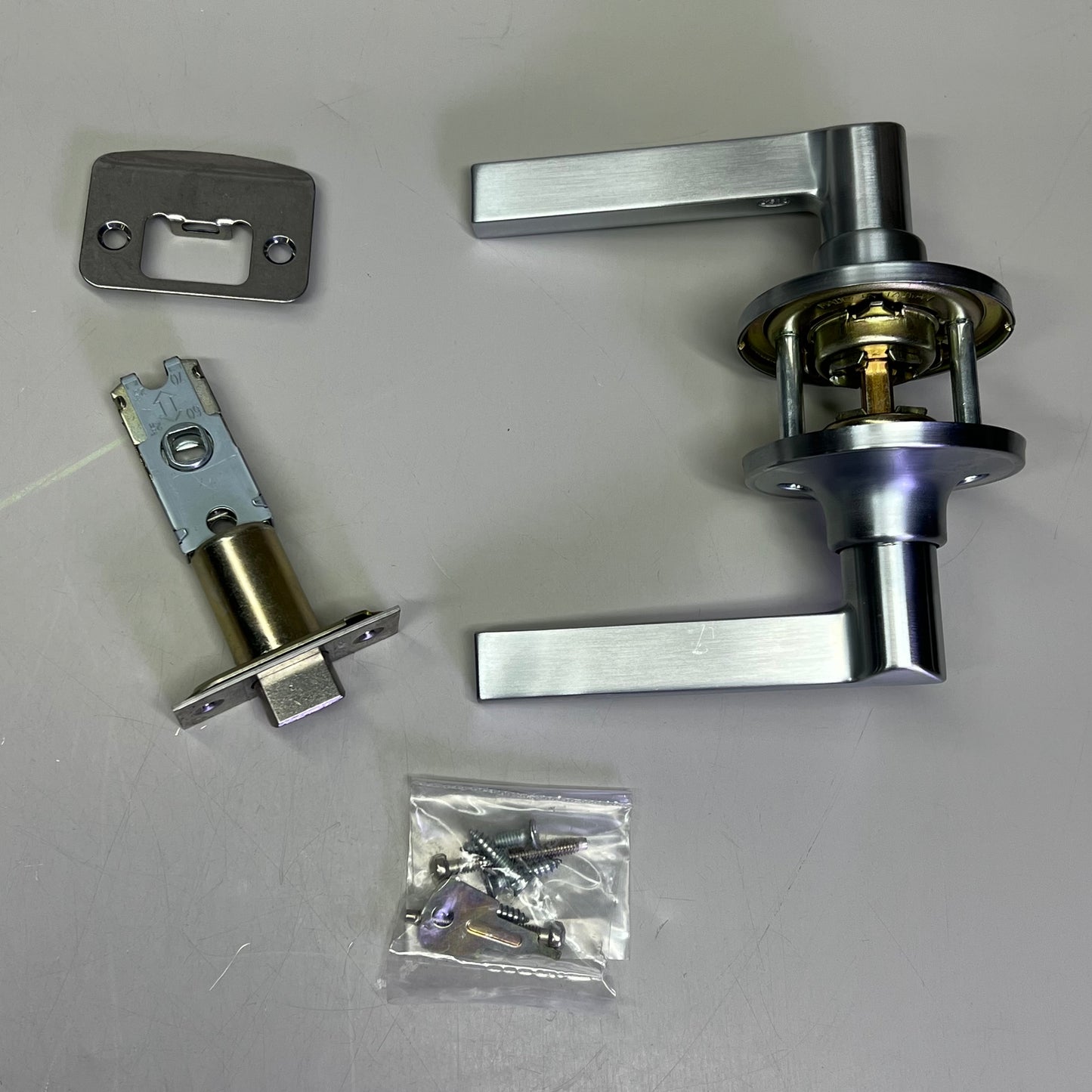 SCHLAGE Solstice Passage Lever Lock Adjust Latch 626 Satin Chrome SOL-626 J|10F