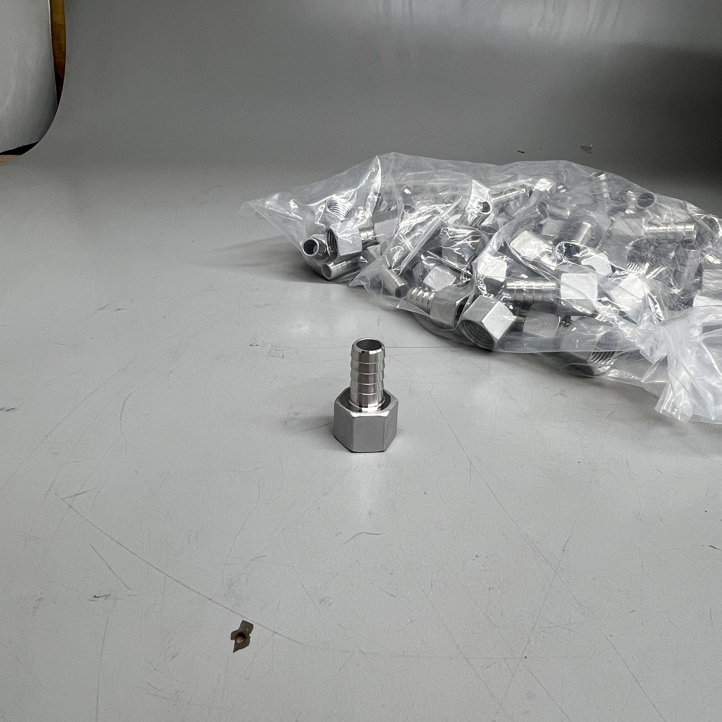 DERNORD (100 Pack) Stainless Steel Female Hex Hose Nipple 3/4", 1/2" 17422