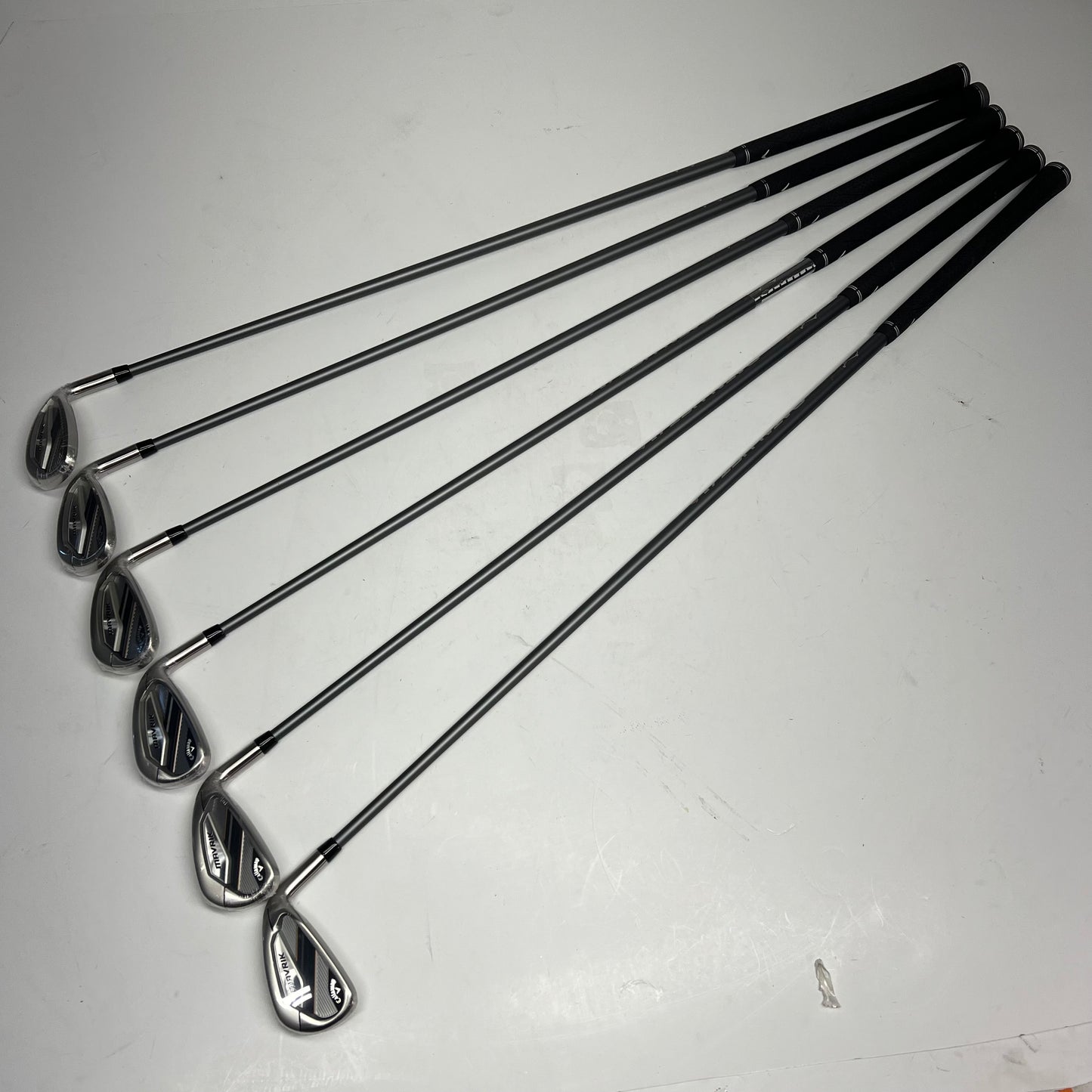 CALLAWAY (SET OF 6) Catalyst 65 5.5 Shaft & Grip W/ Maverick Irons 6,7,8,9,P & A